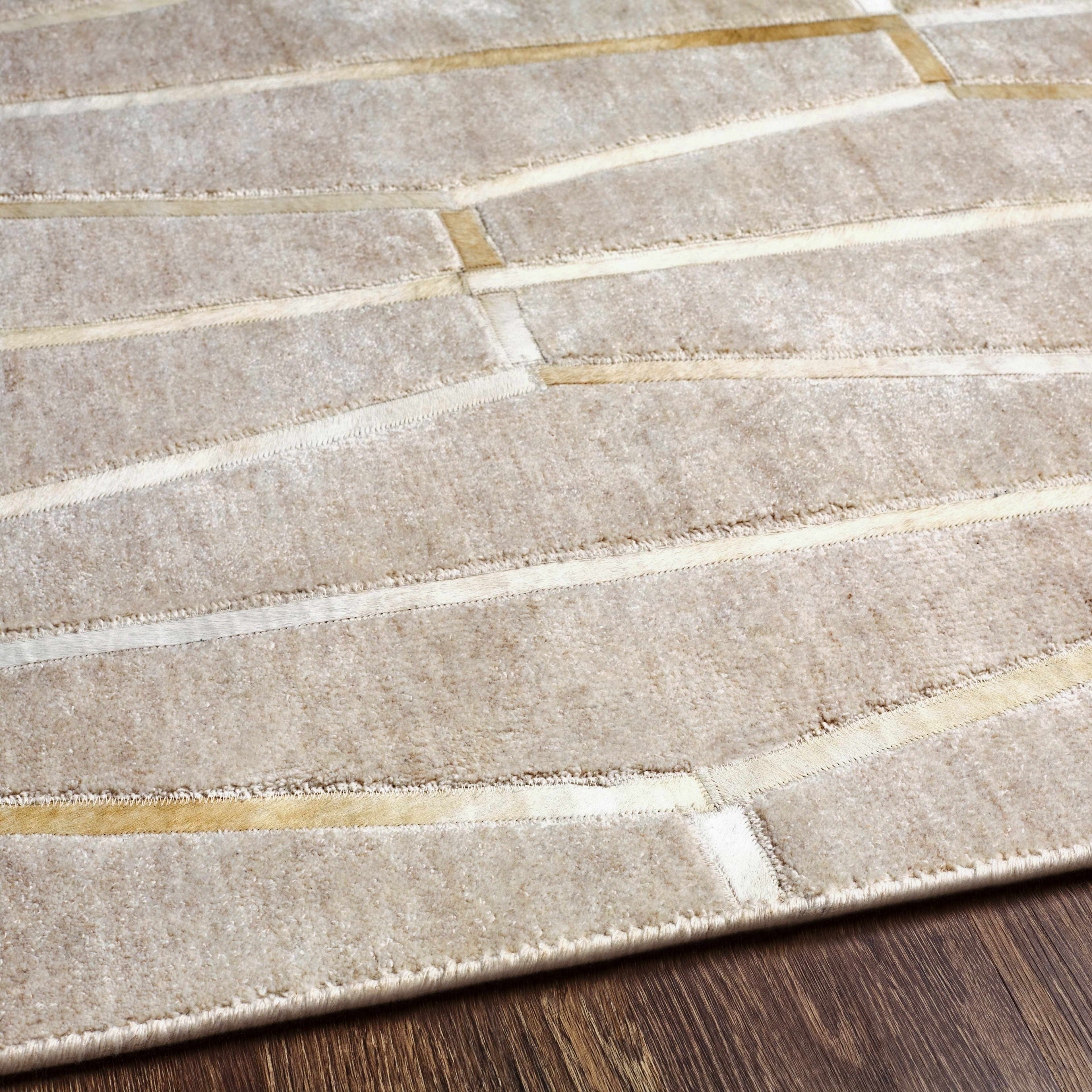 Managok Area Rug - Clearance - Image 4