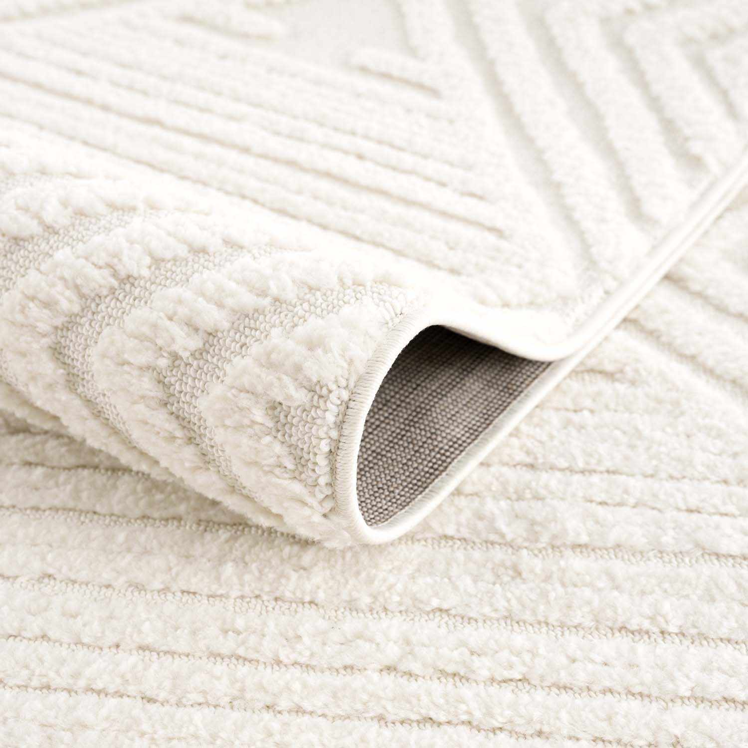 Manyas 3D Bone Area Rug with Tassels - Image 7