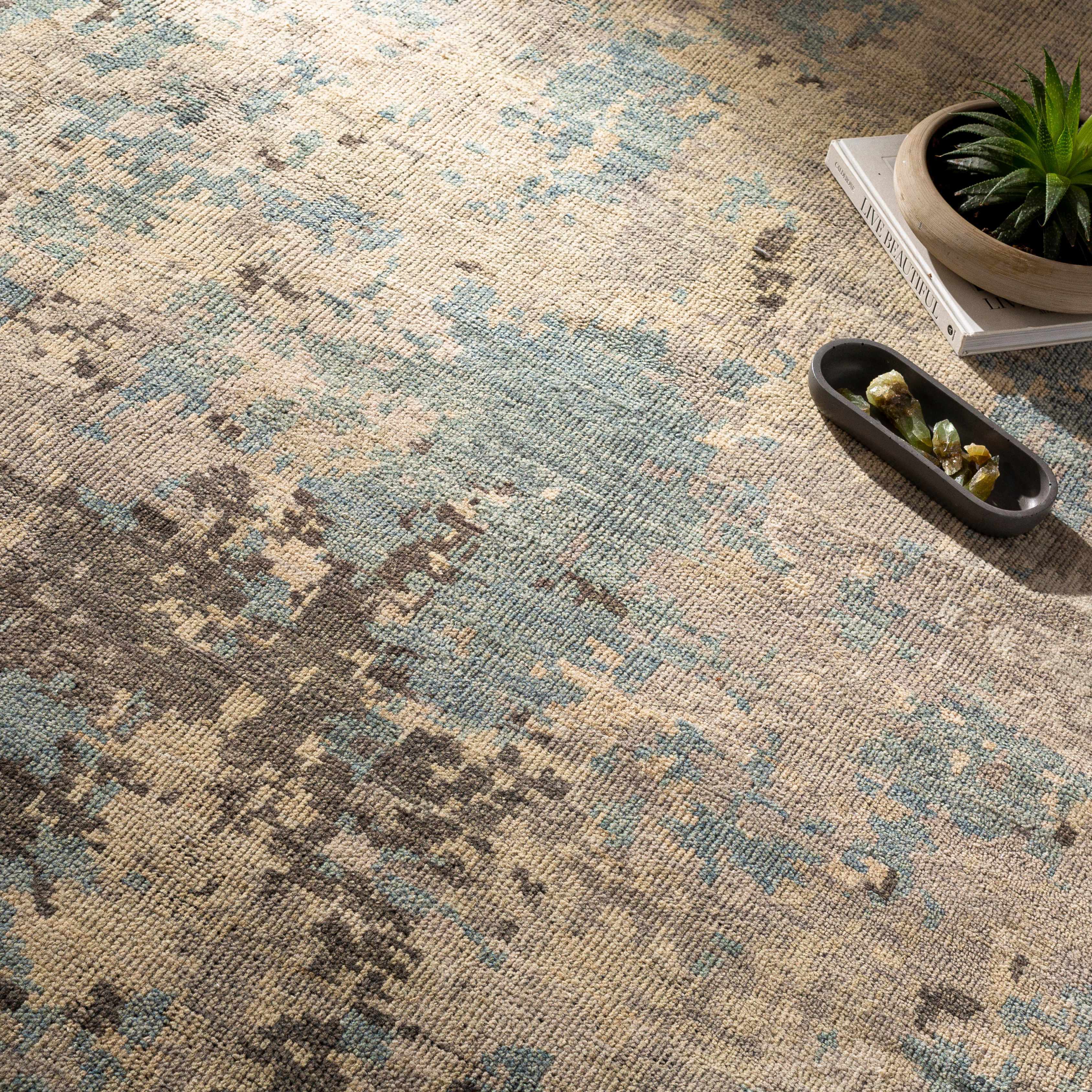 Marco Handmade Wool Rug - Clearance - Image 4