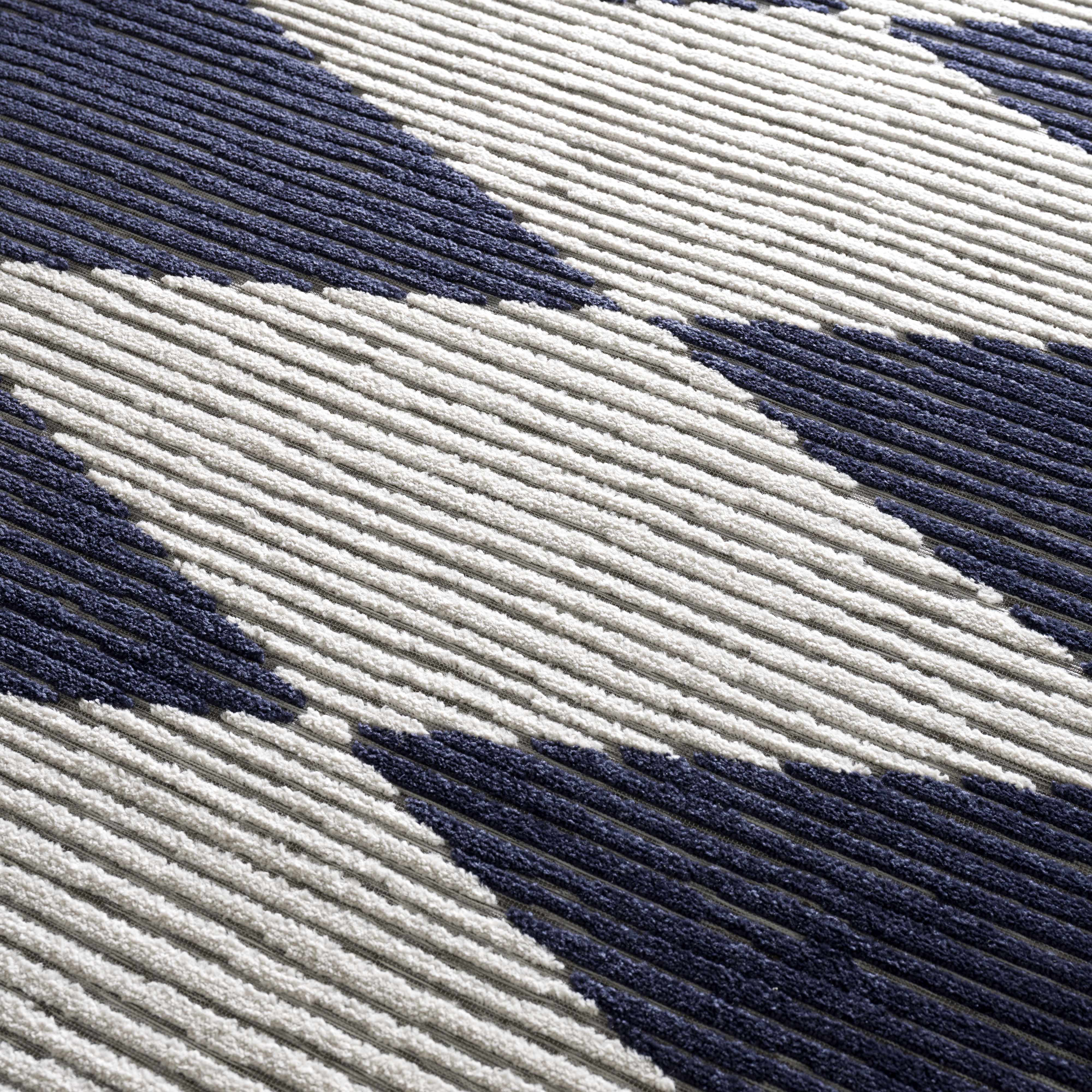 Masantol 3D Outdoor Area Rug - Clearance - Image 11