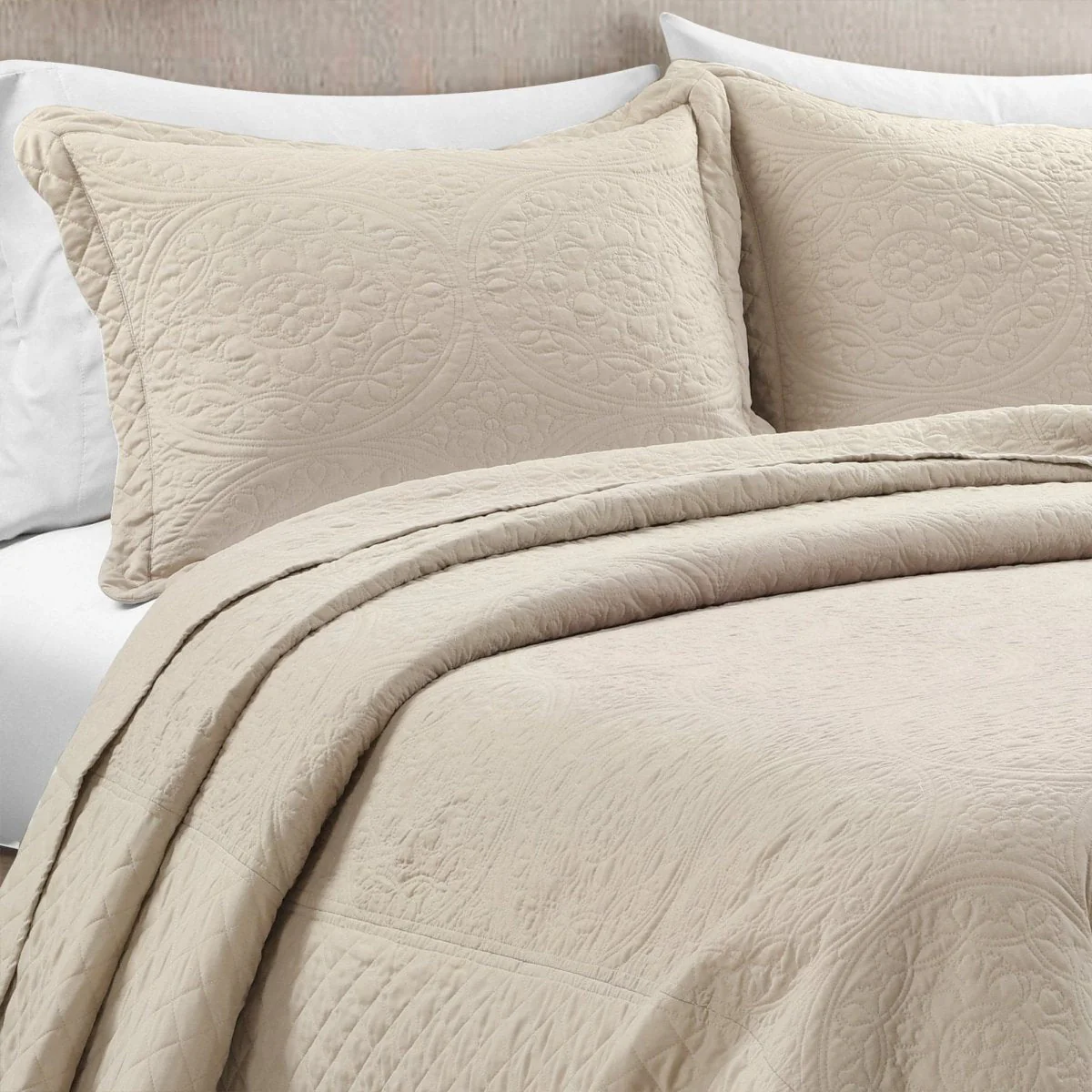 Medallion Scalloped Edge Oversized Bedspread Set - Image 6