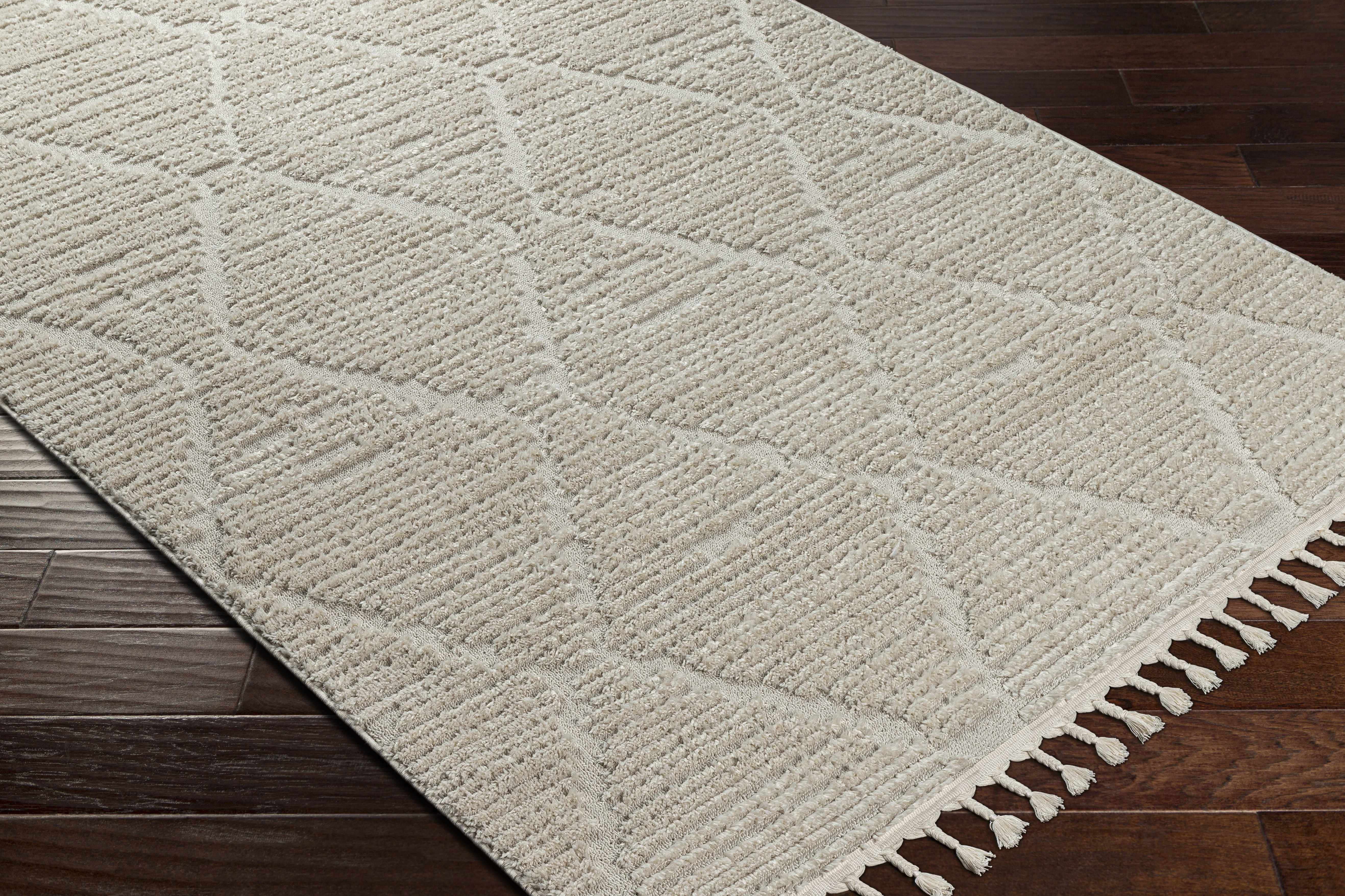 Mengen High/Low Pile Rug with Tassels - Image 12