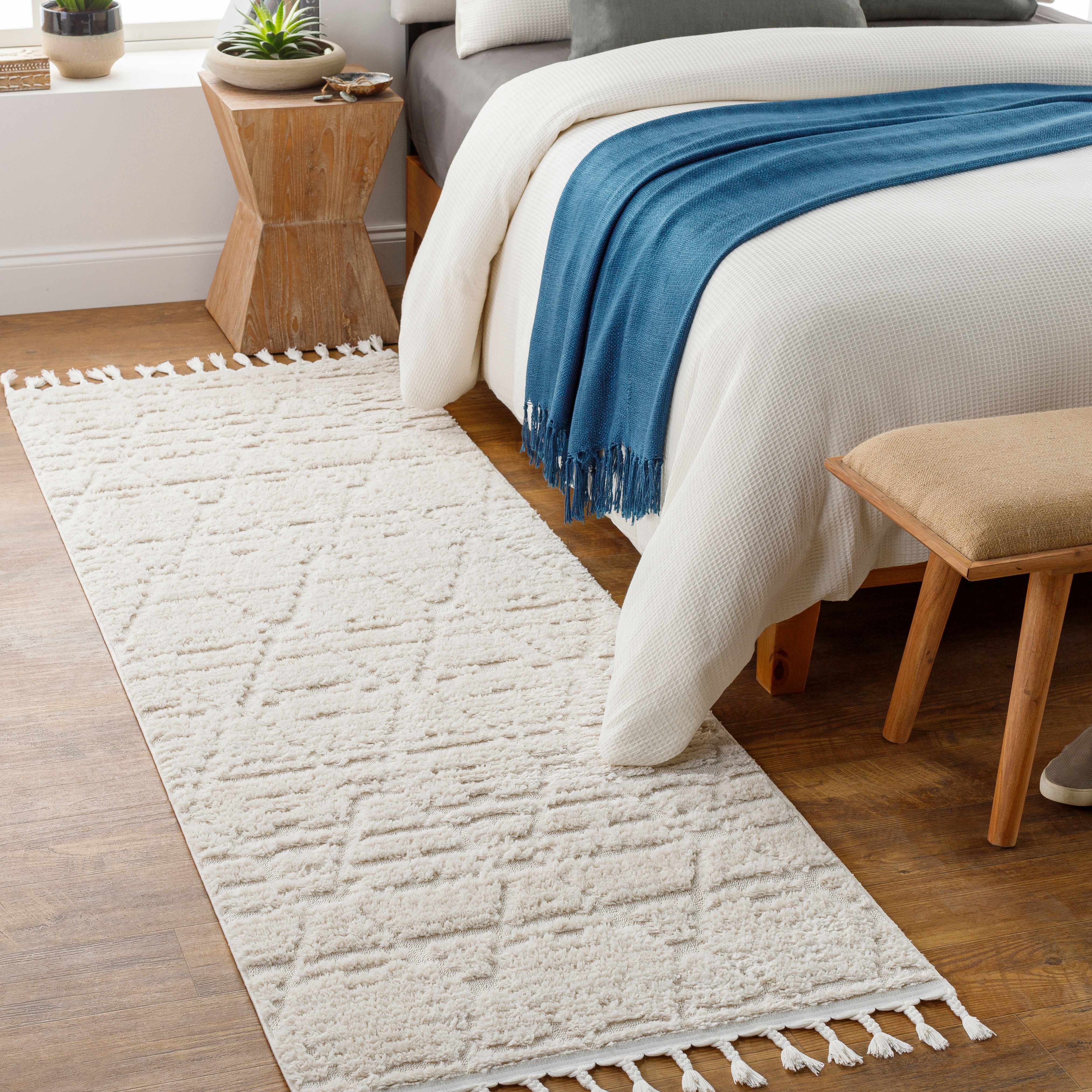 Mengen High/Low Pile Rug with Tassels - Image 6