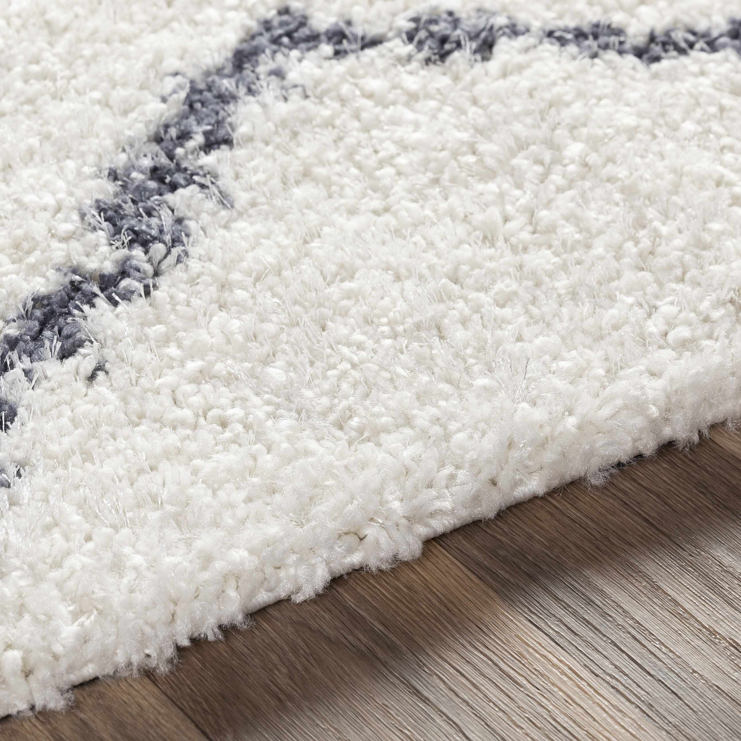 Mereta Area Rug - Clearance - Image 4
