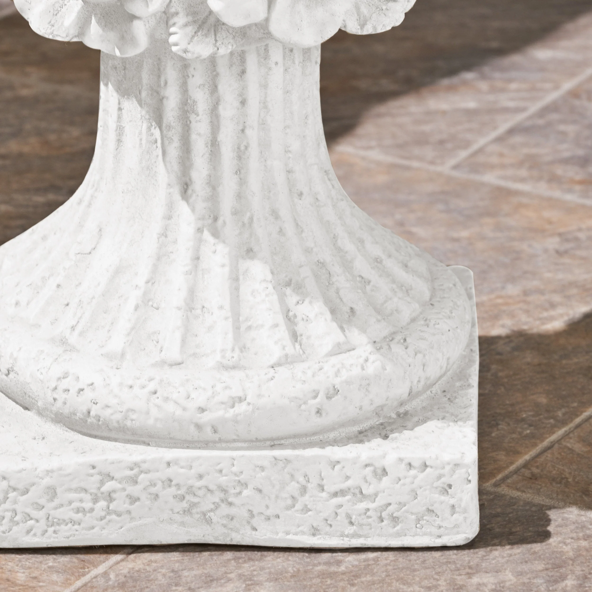 MGO Garden Urn Planter - Image 4