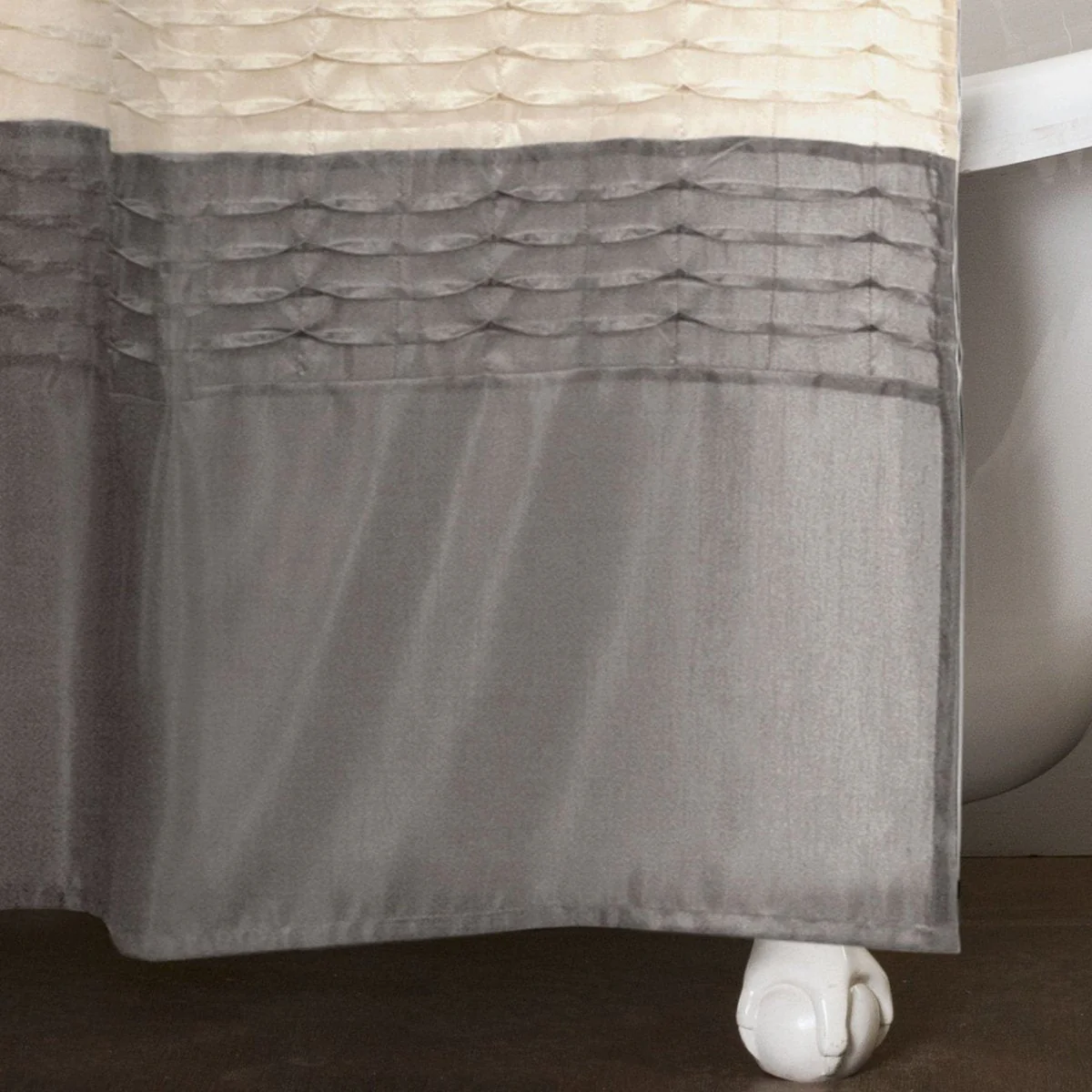 Mia Shower Curtain - Image 3