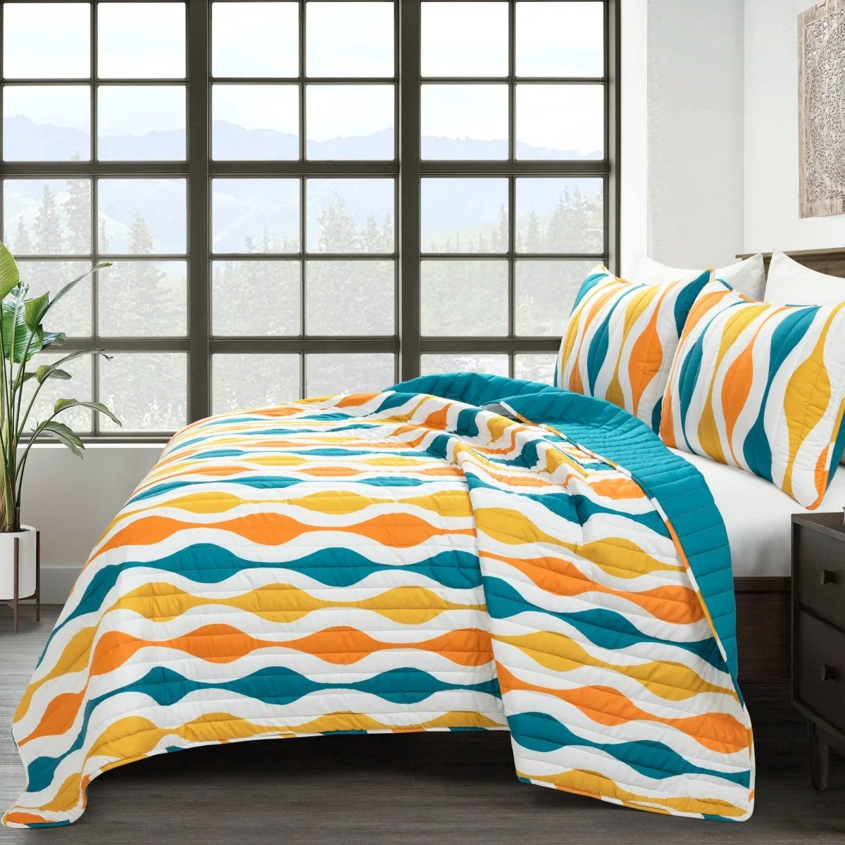 Mid Century Geo Reversible Quilt 3 Piece Set - Image 16