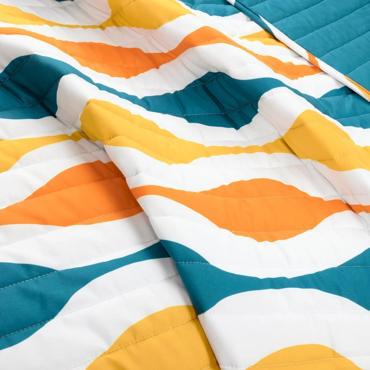Mid Century Geo Reversible Quilt 3 Piece Set - Image 18
