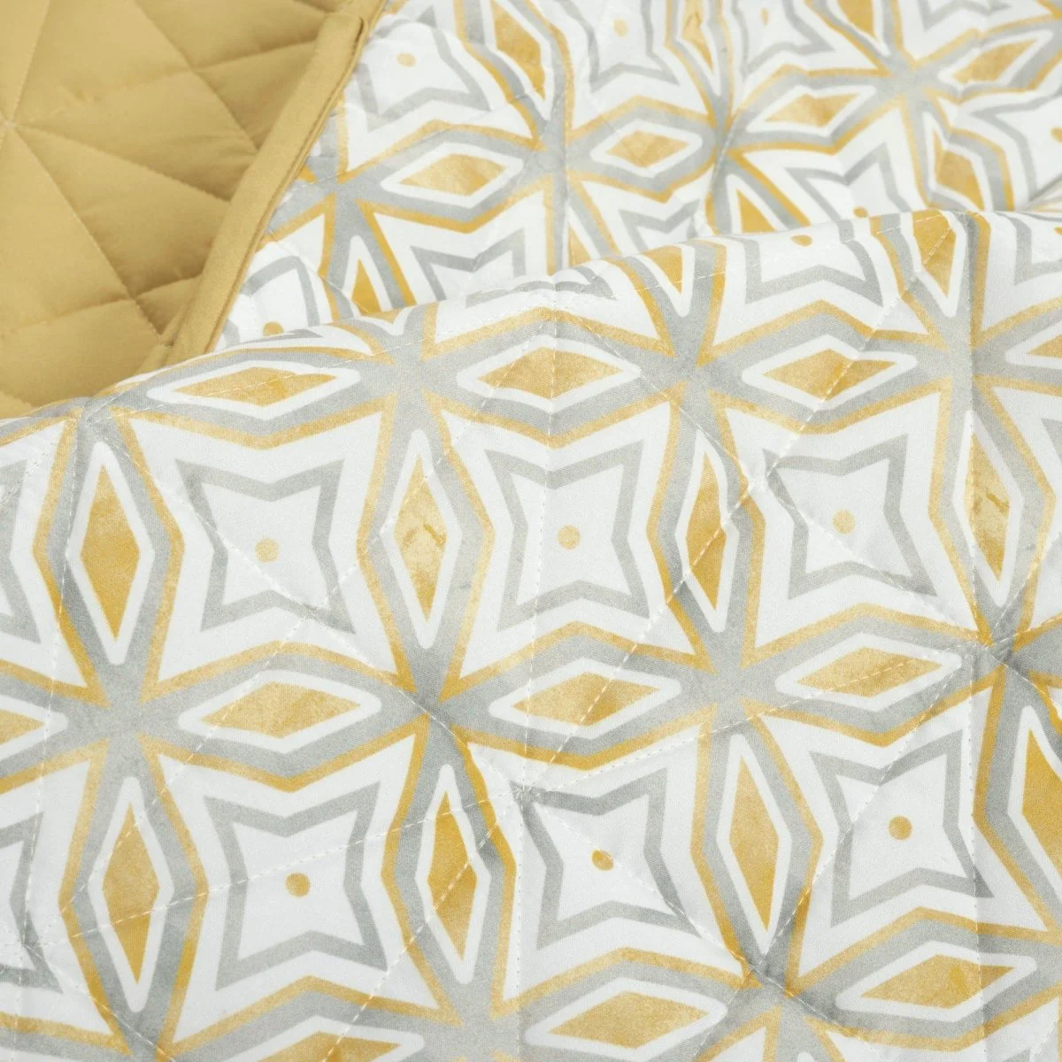 Mid Century Modern Geo Reversible Quilt 3 Piece Set - Image 4