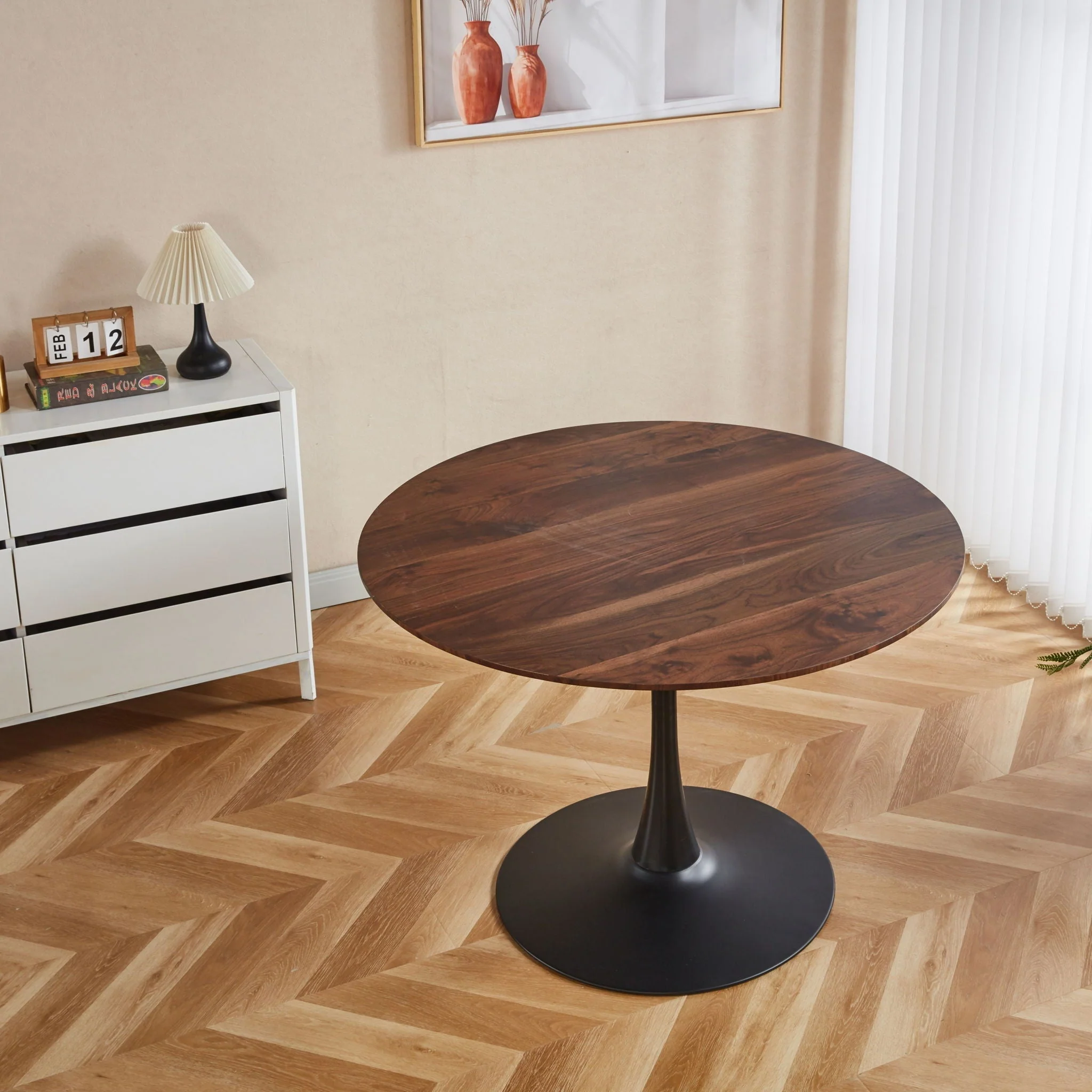 Mid-Century Tulip Dining Table With Round Top - Image 7