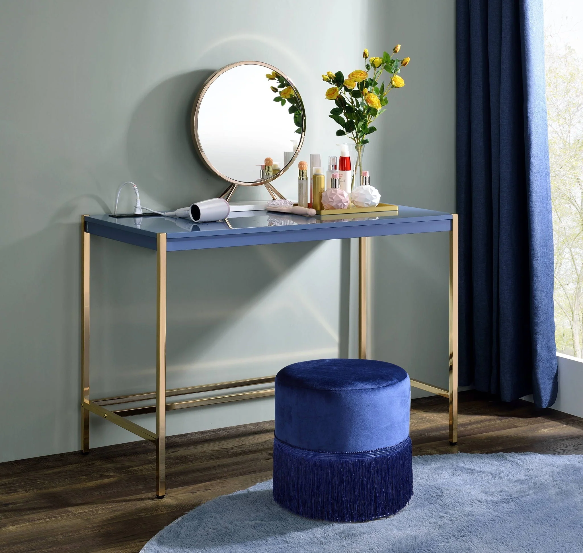 Midriaks - Writing Desk With USB - Image 2