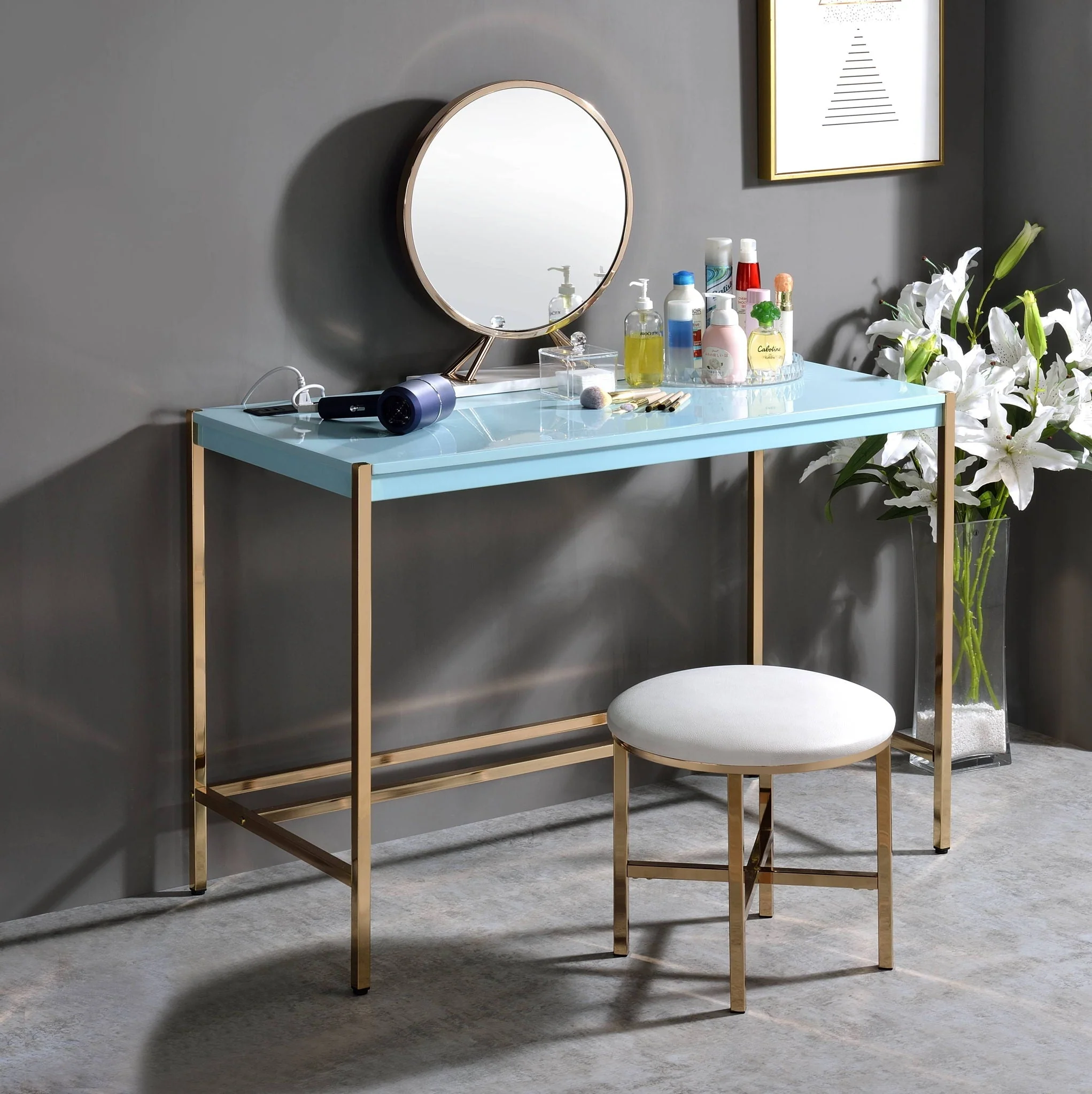 Midriaks - Writing Desk With USB - Image 4