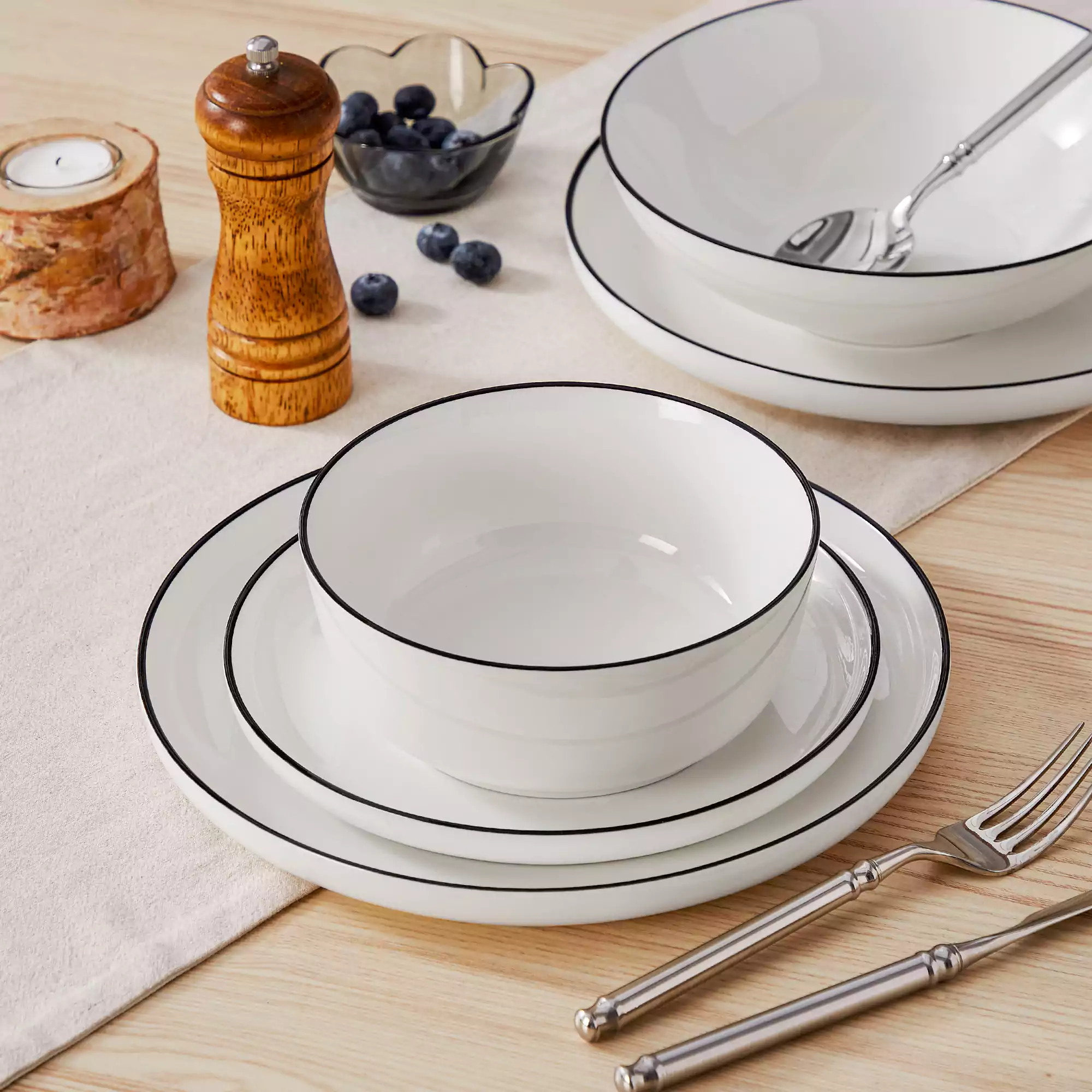 Mina 16 Piece Dinnerware Set - Image 22