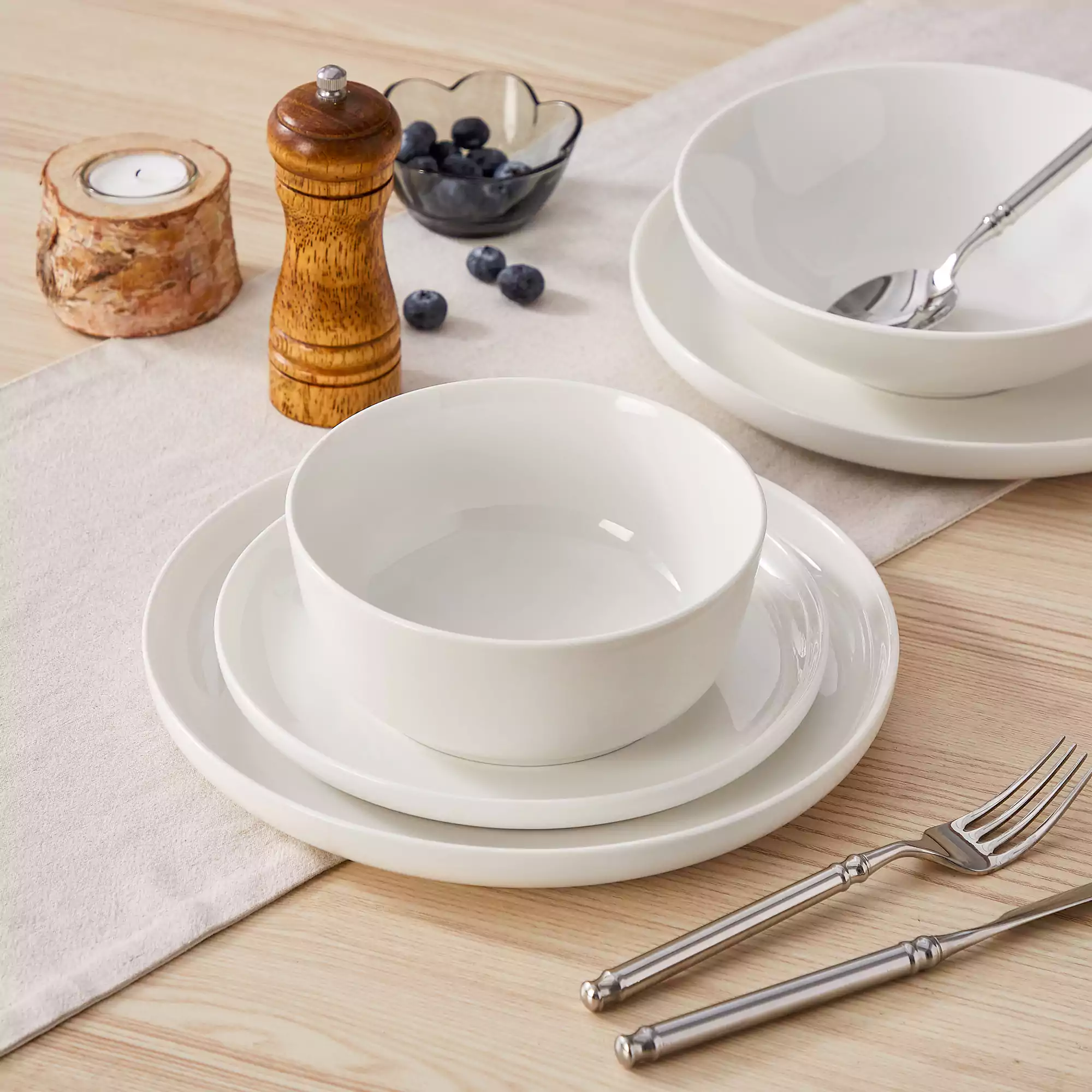 Mina 16 Piece Dinnerware Set - Image 6