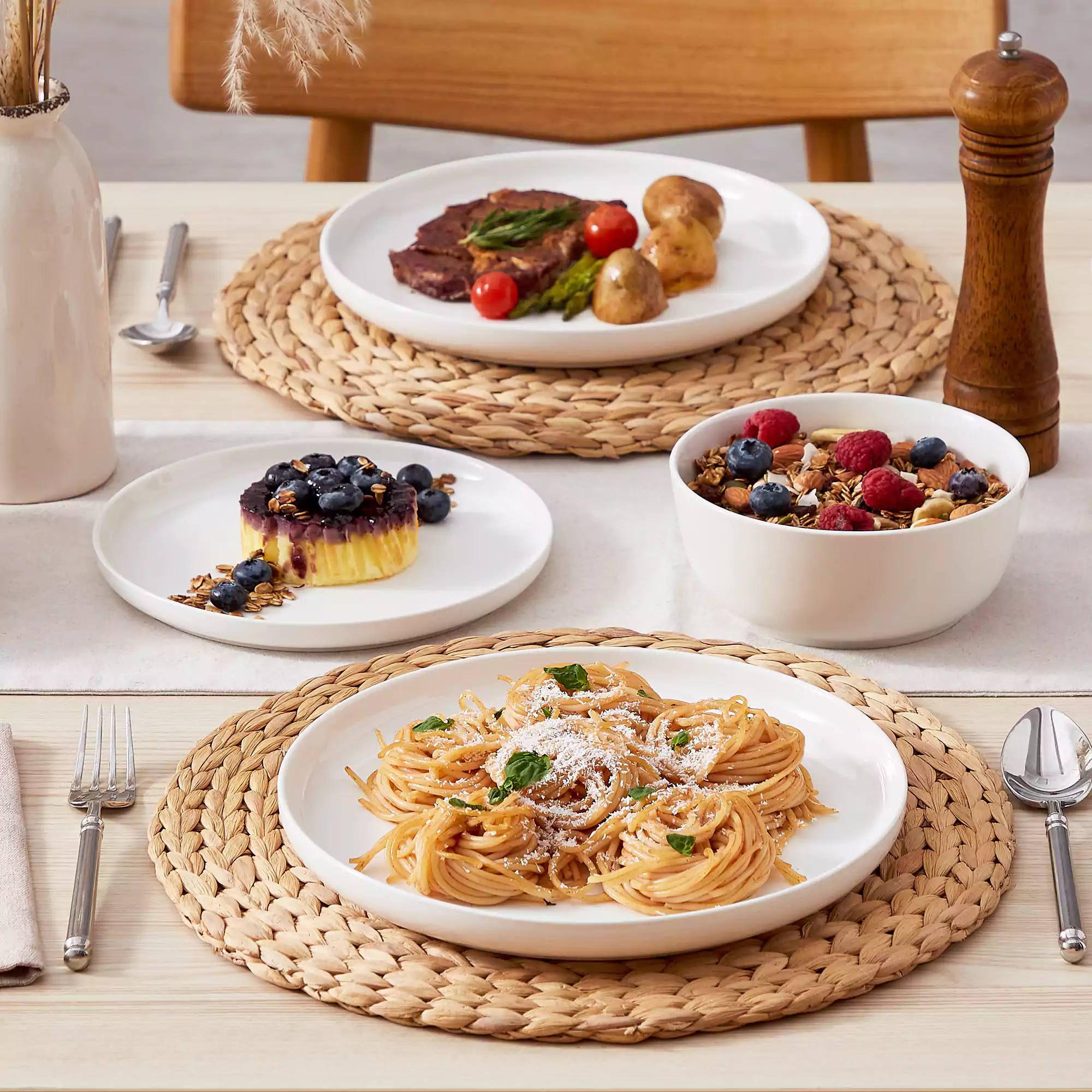 Mina 18 Piece Dinnerware Set - Image 9