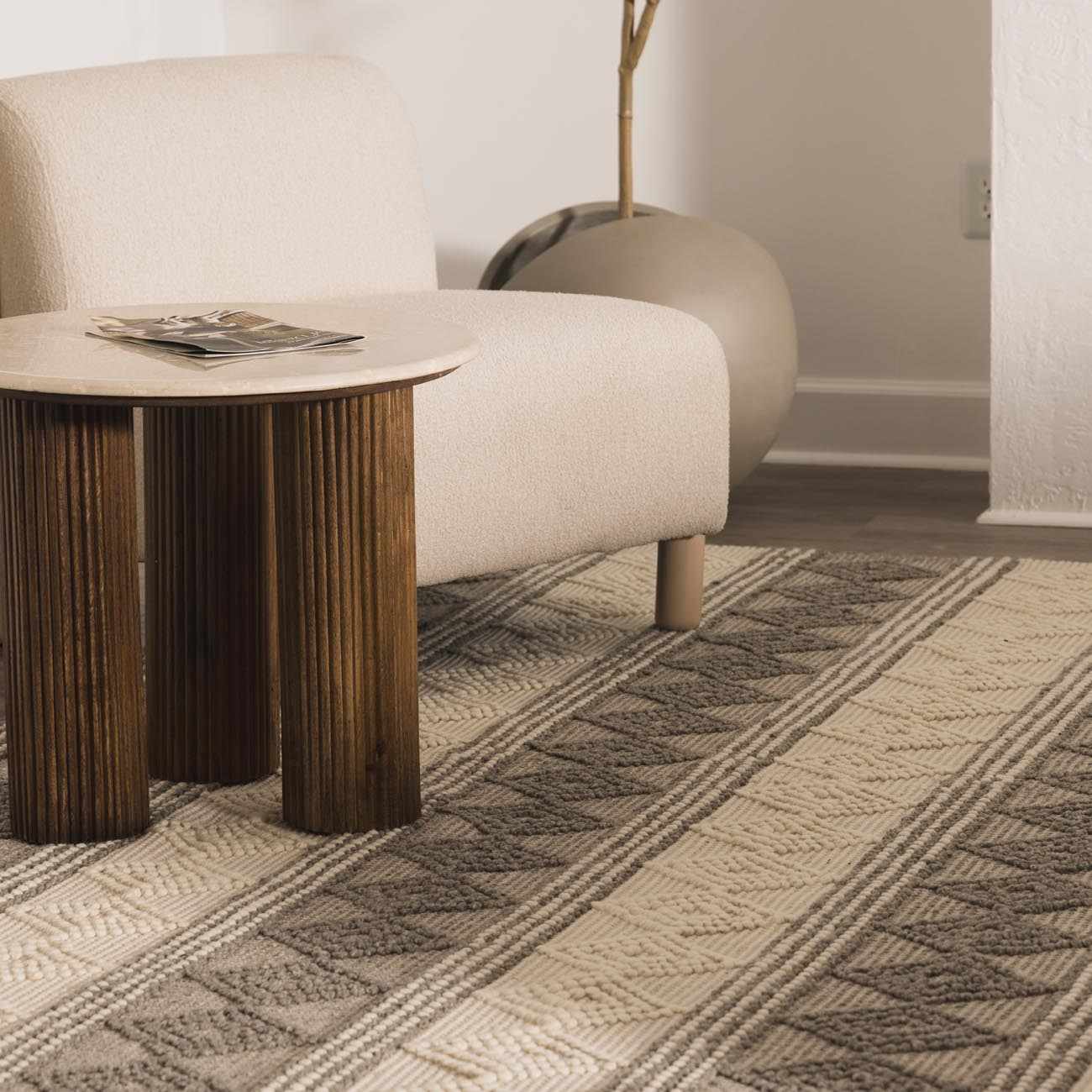 Mineola Wool Area Rug - Image 4