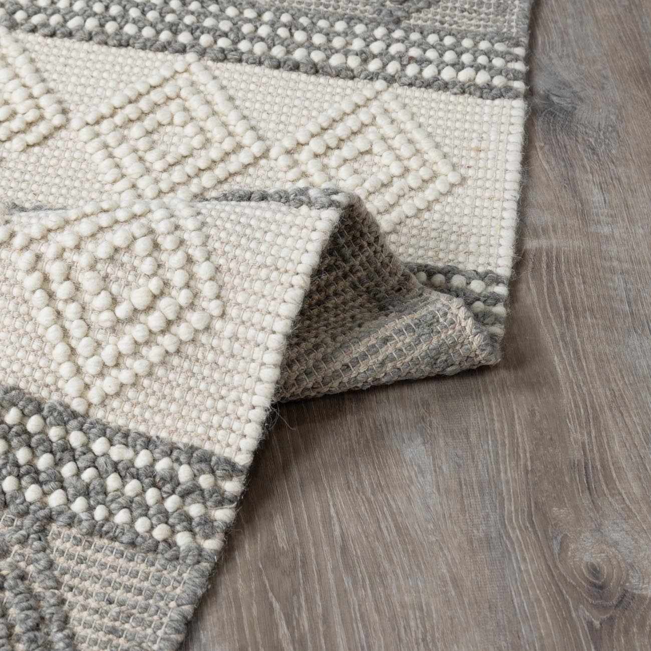 Mineola Wool Area Rug - Image 6