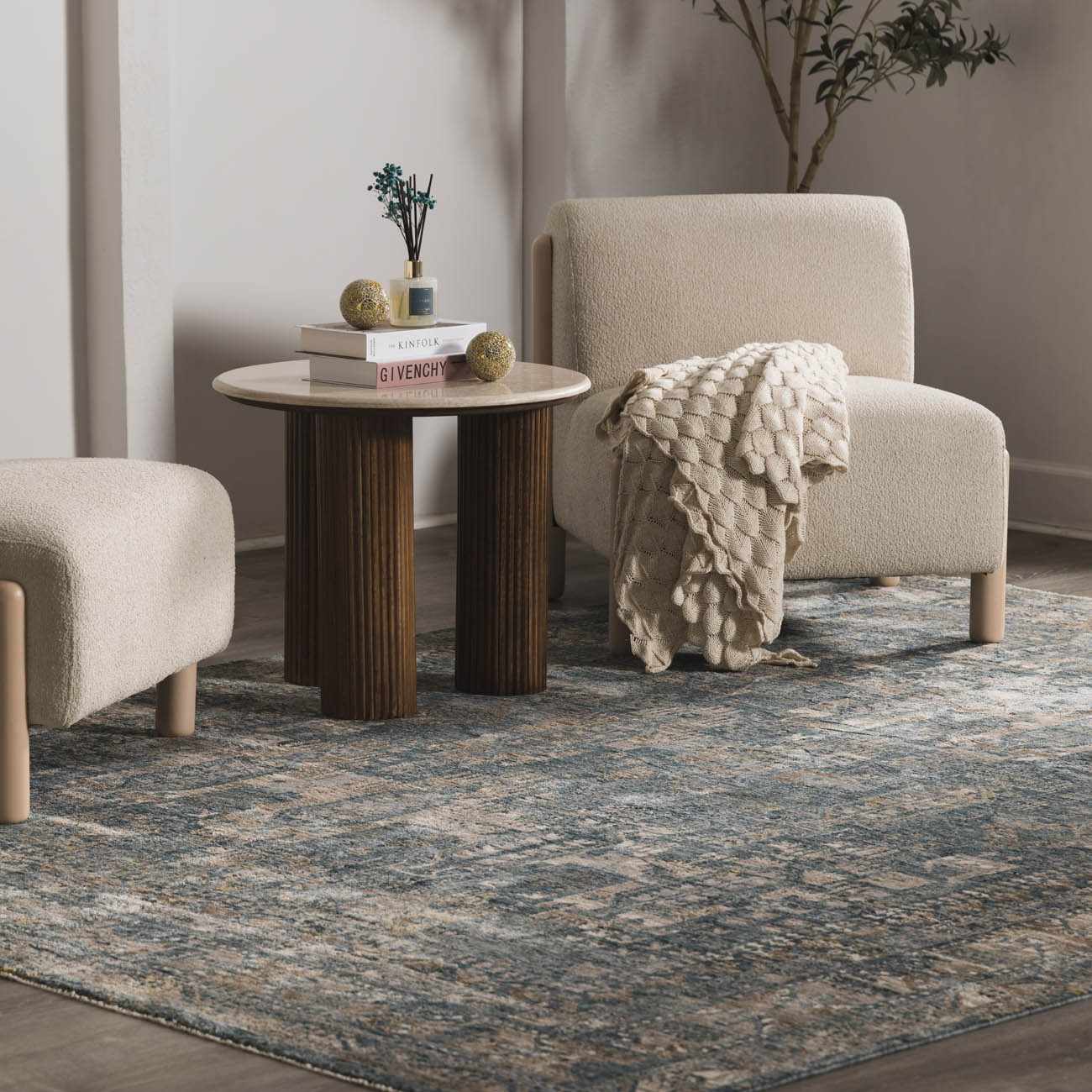 Mirabel Denim Blue Traditional Rug - Image 2