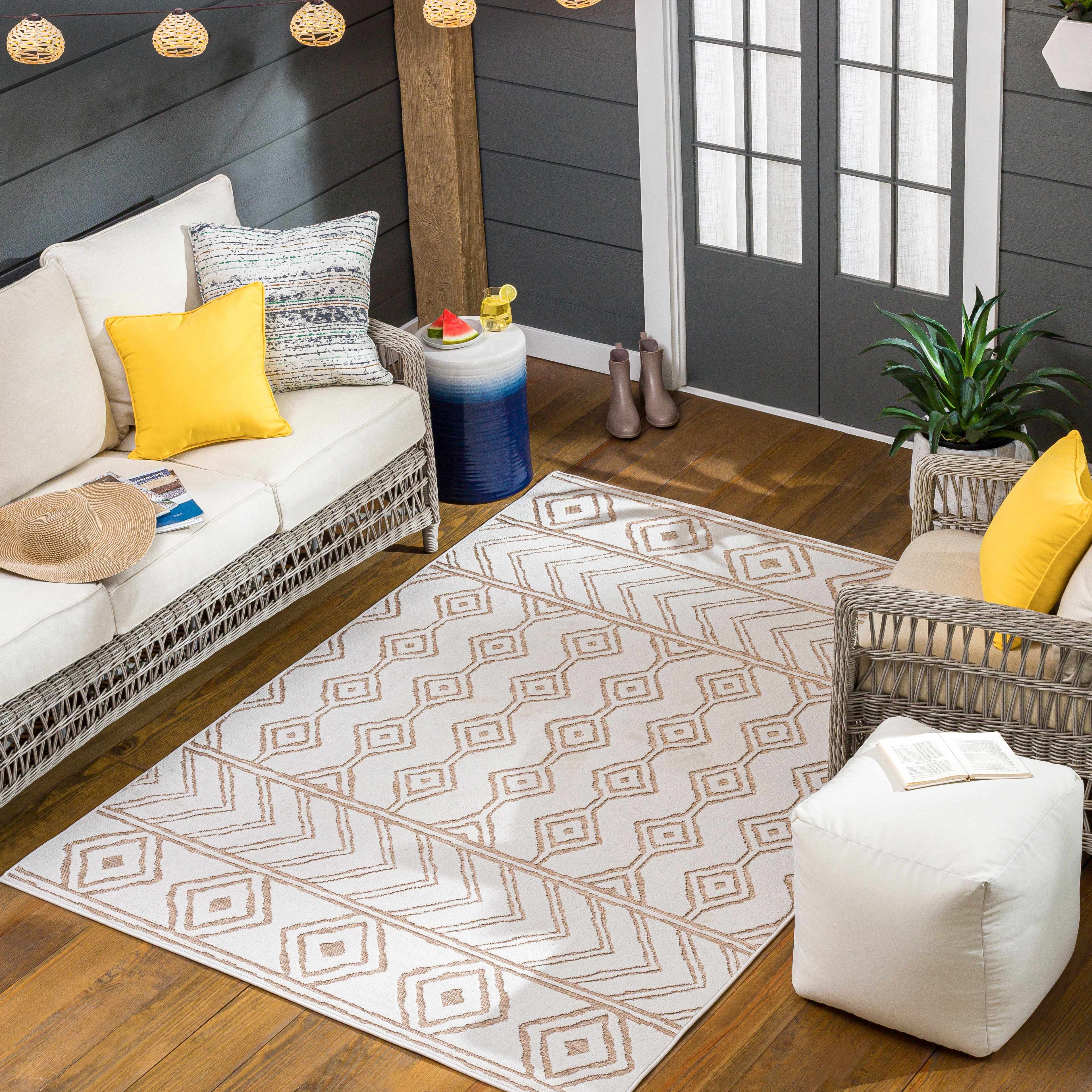 Mocho 3D Outdoor Area Rug - Clearance - Image 20