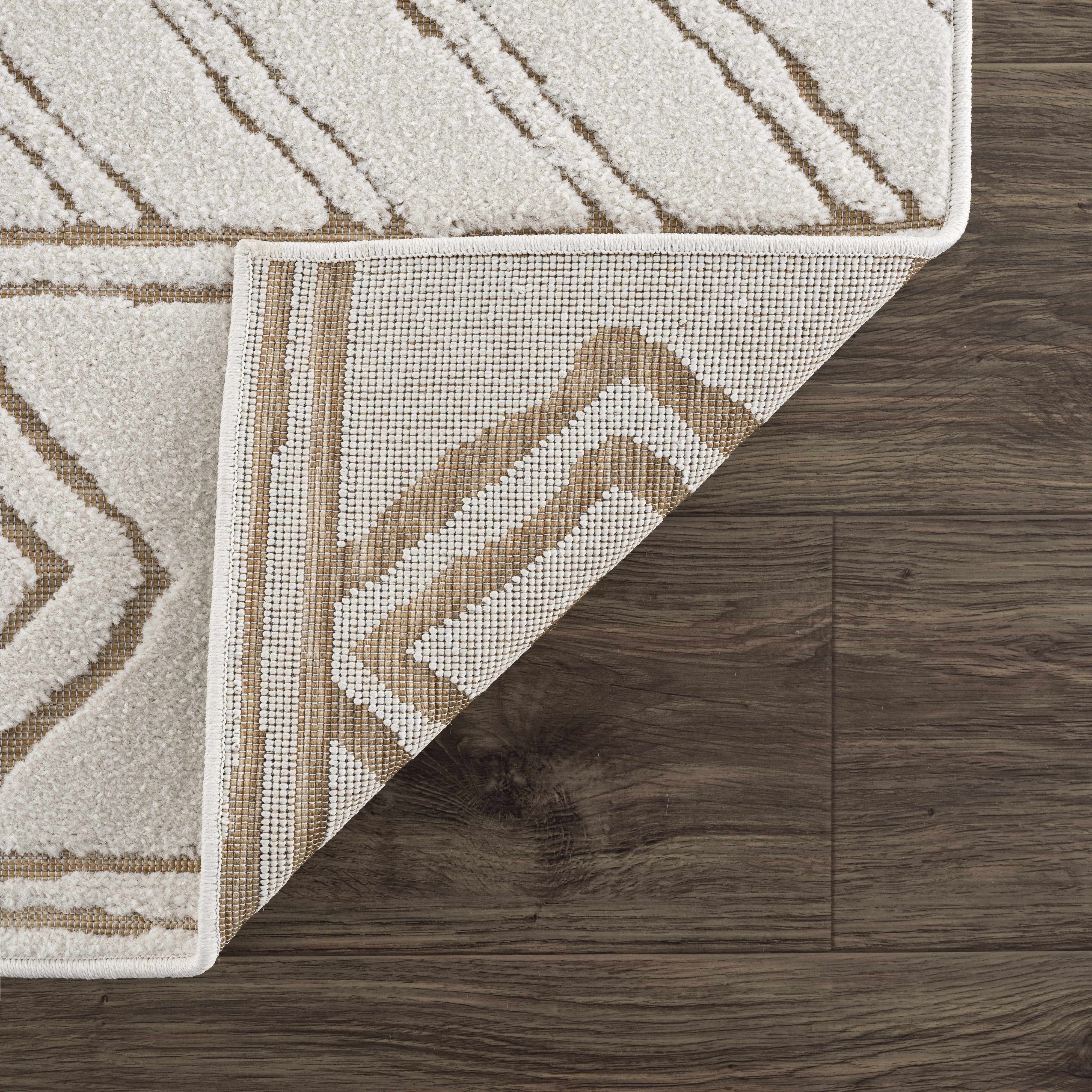 Mocho 3D Outdoor Area Rug - Clearance - Image 3