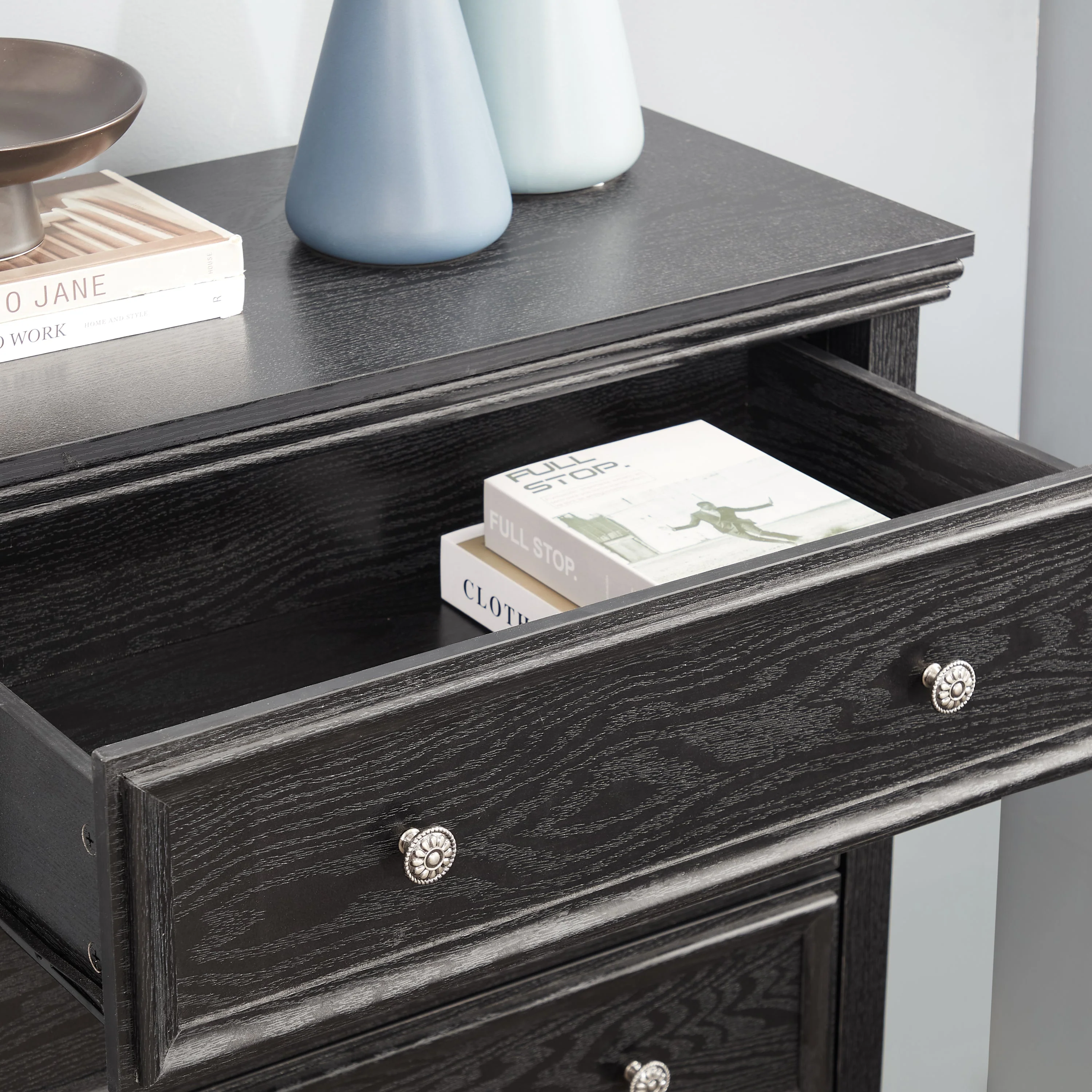 Modern 5-Drawer Black Dresser for Living Room Storage - Image 4