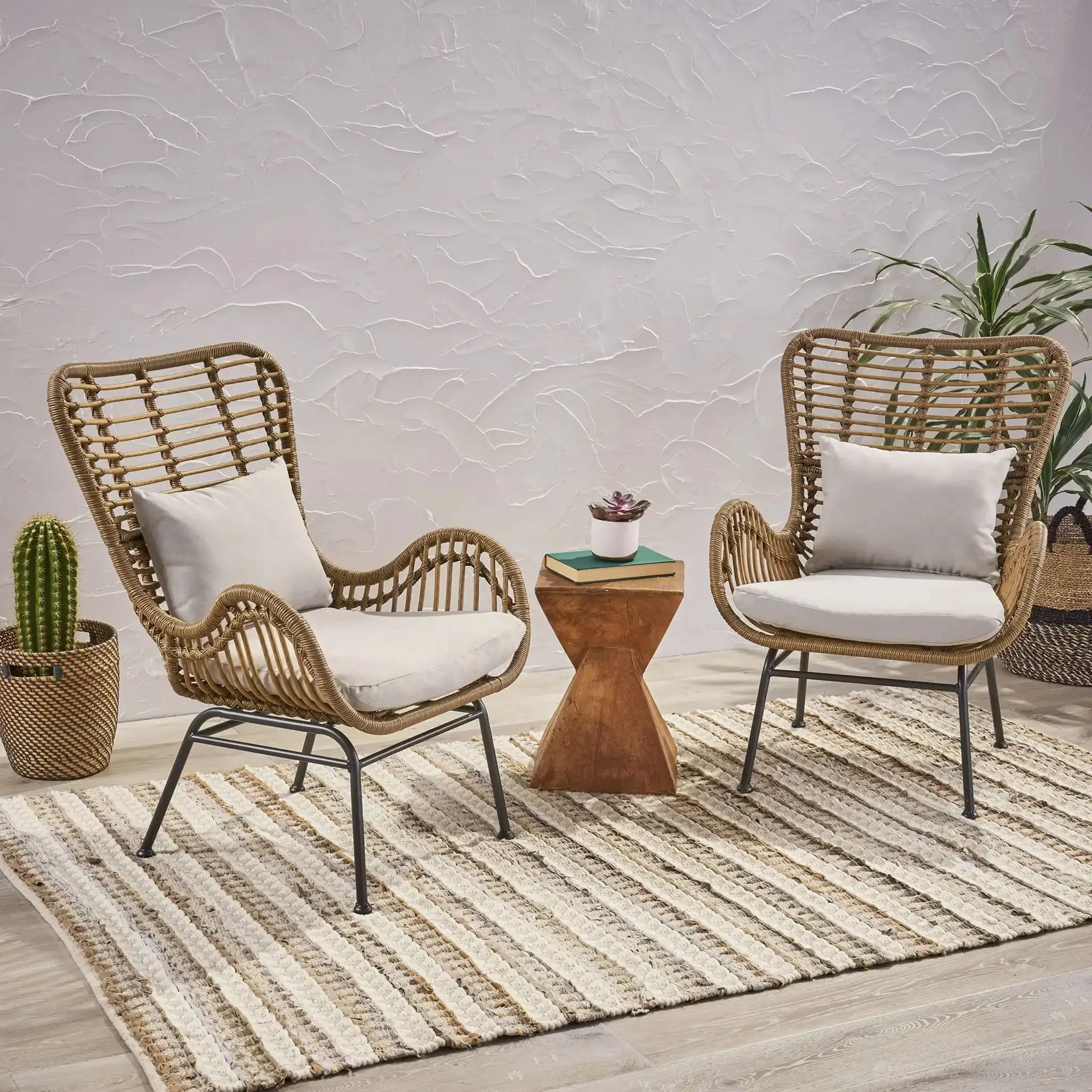 Modern Aesthetic Outdoor Rattan Accent Chair With Metal Legs - Image 5