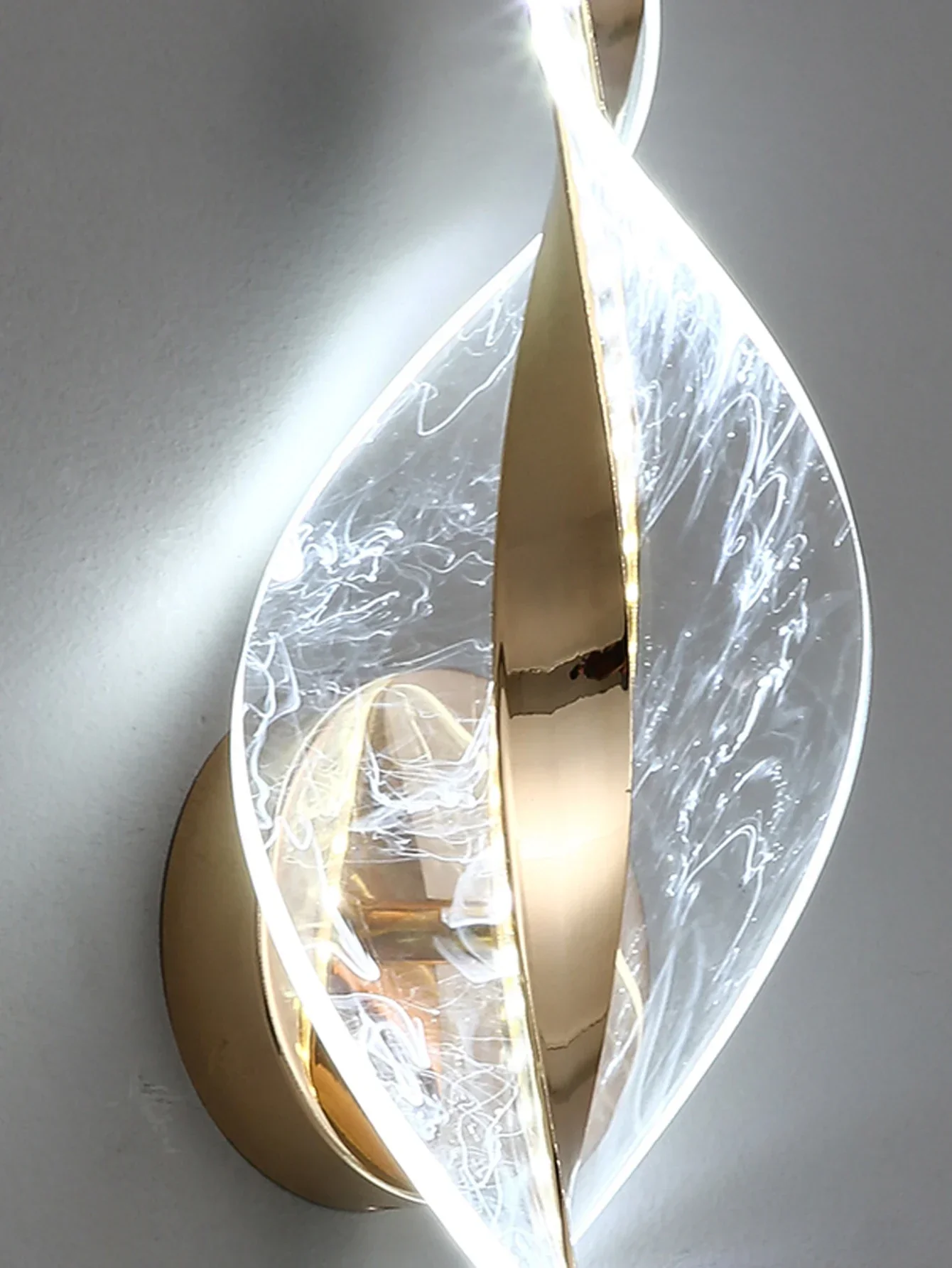 Modern LED Wall Lamp – Gold/Black Acrylic Light for Bedroom, Hallway & Living Room - Image 13