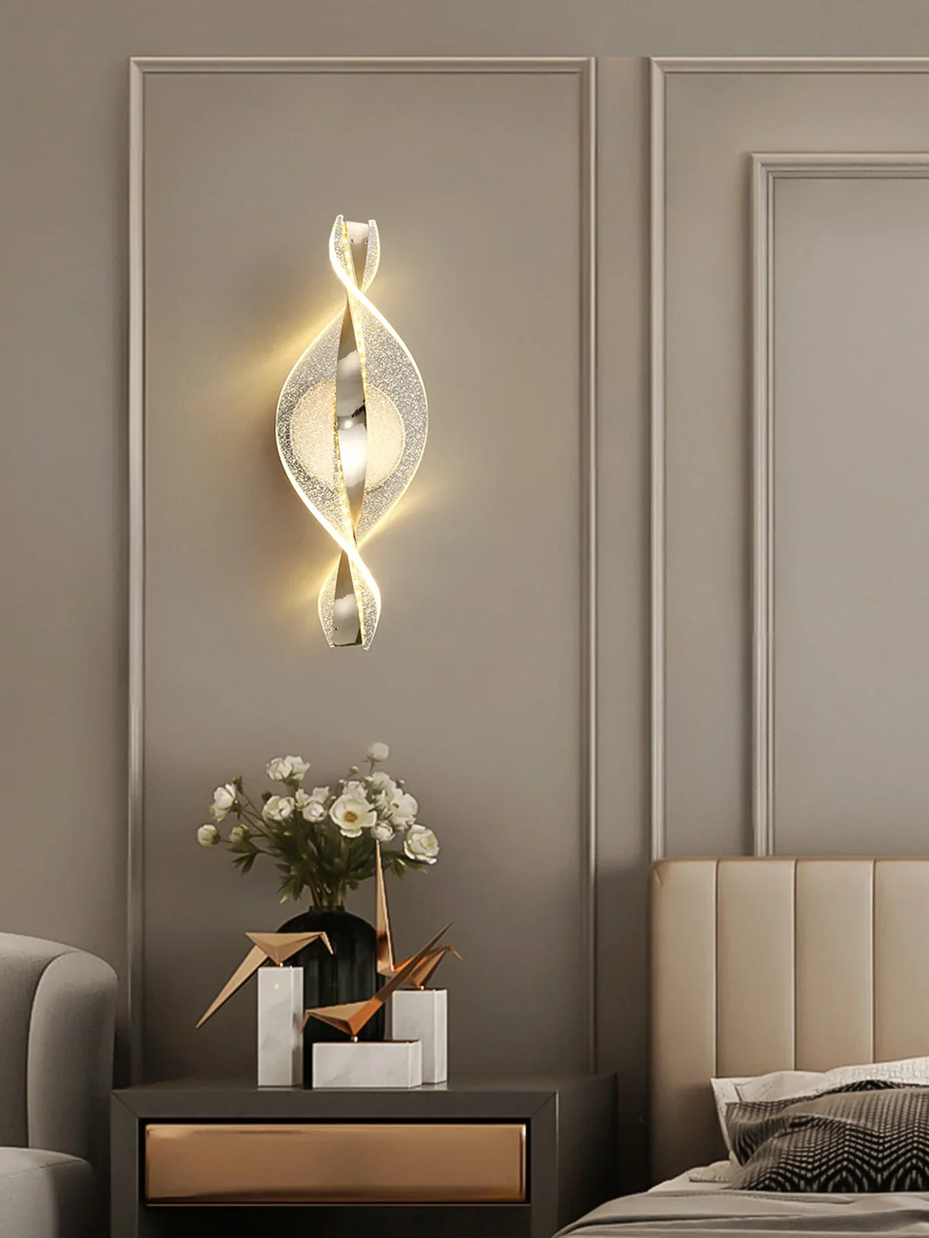 Modern LED Wall Lamp – Gold/Black Acrylic Light for Bedroom, Hallway & Living Room - Image 4