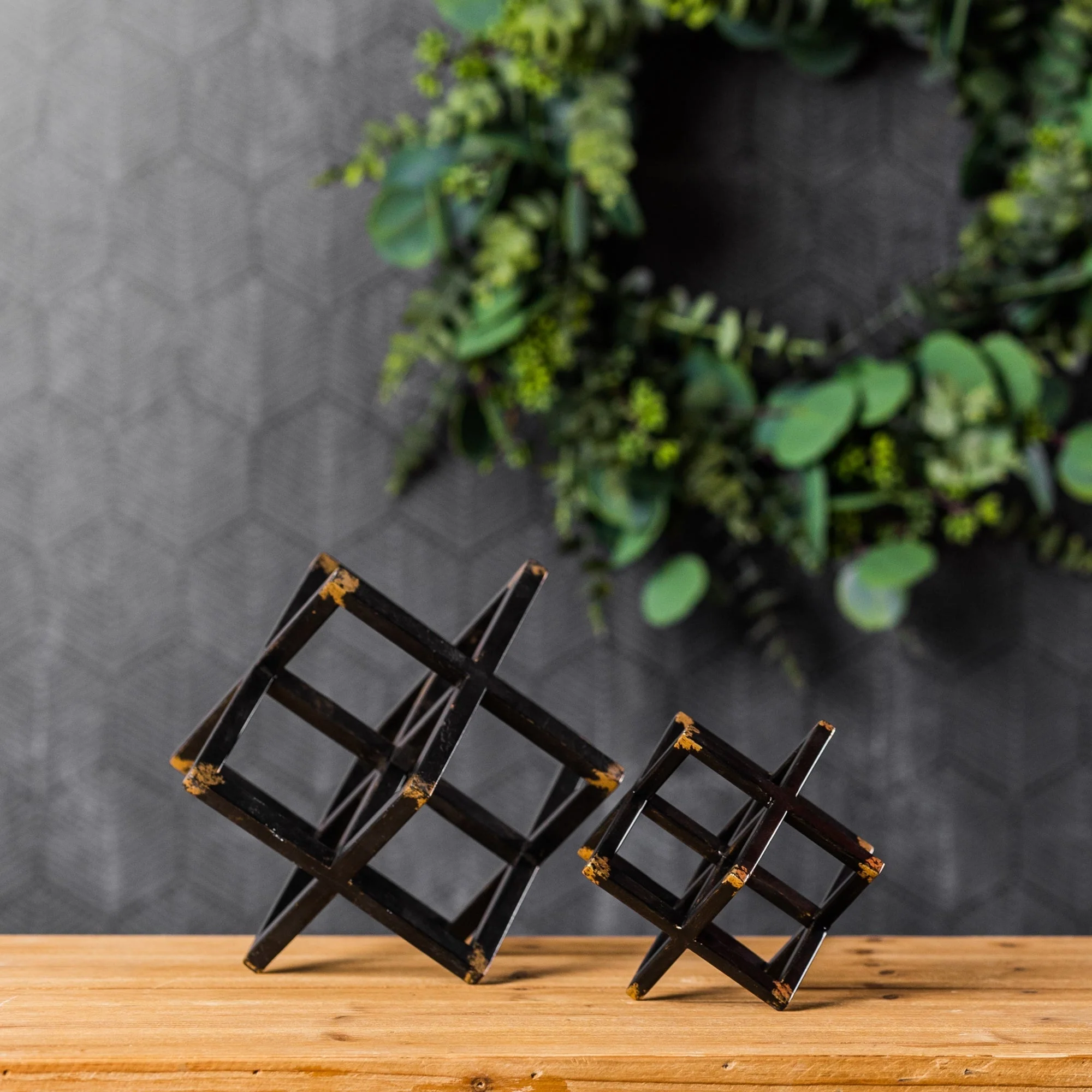 Modern Metal Star Sculpture (Set of 2) - Image 2