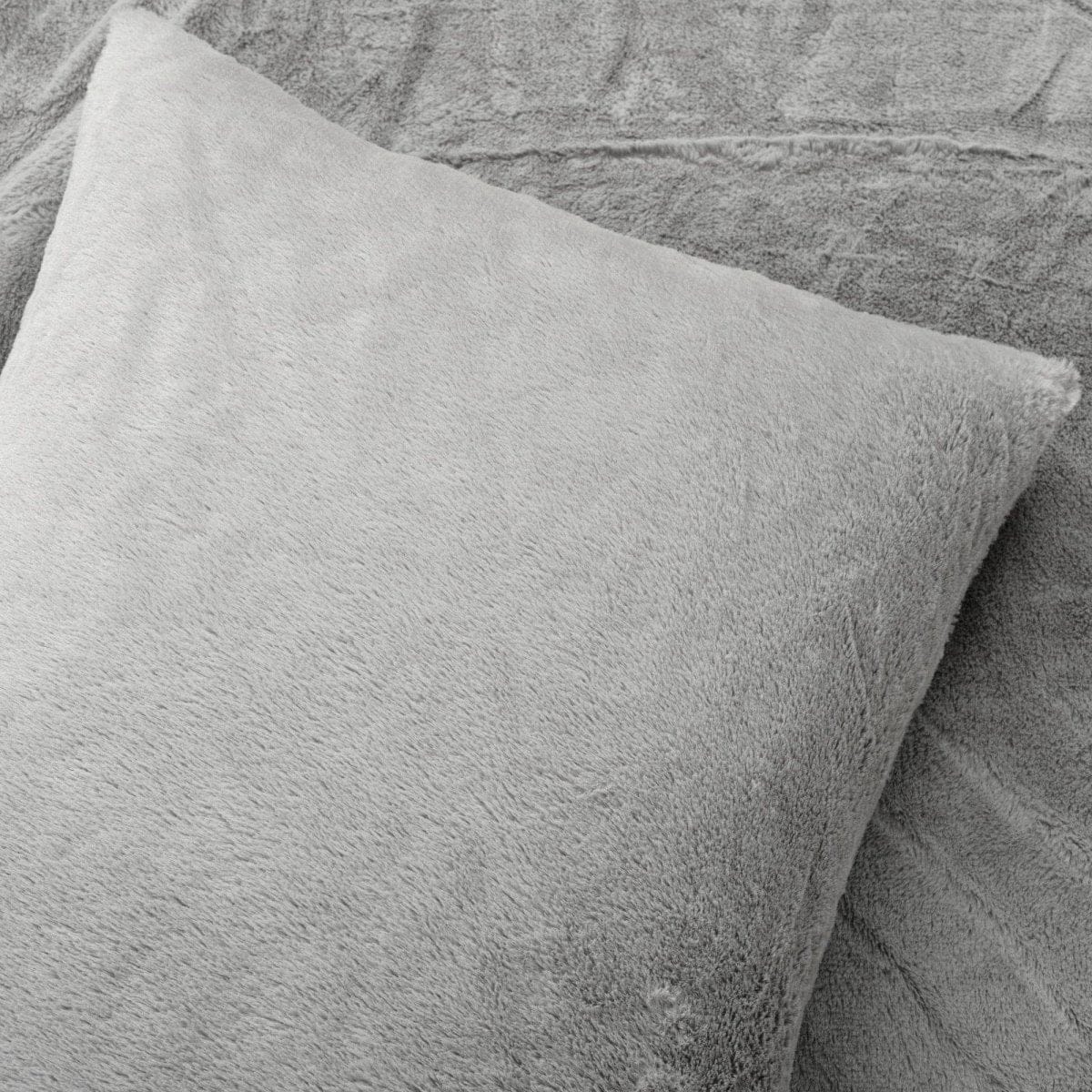 Modern Solid Ultra Soft Faux Fur Comforter Bed In A Bag - Image 14