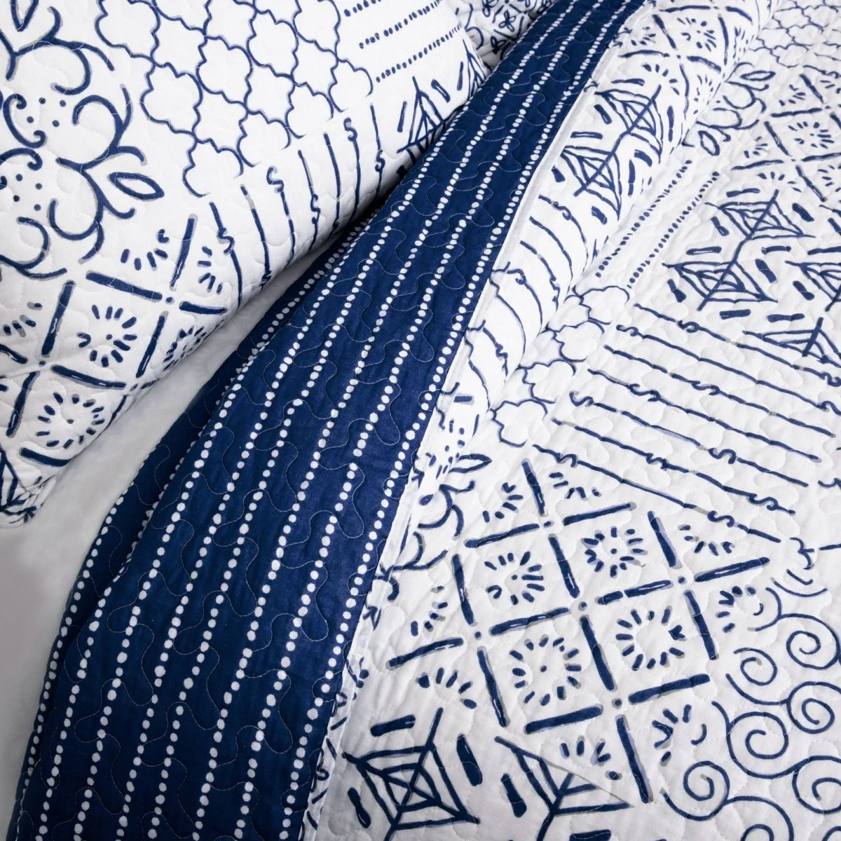 Monique 3 Piece Quilt Set - Image 2