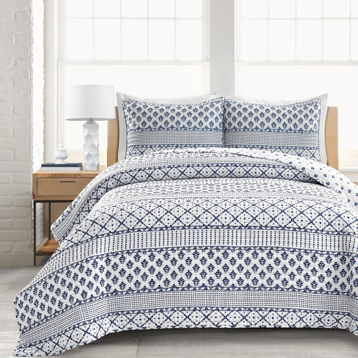 Monique Stripe 3 Piece Quilt Set - Image 2