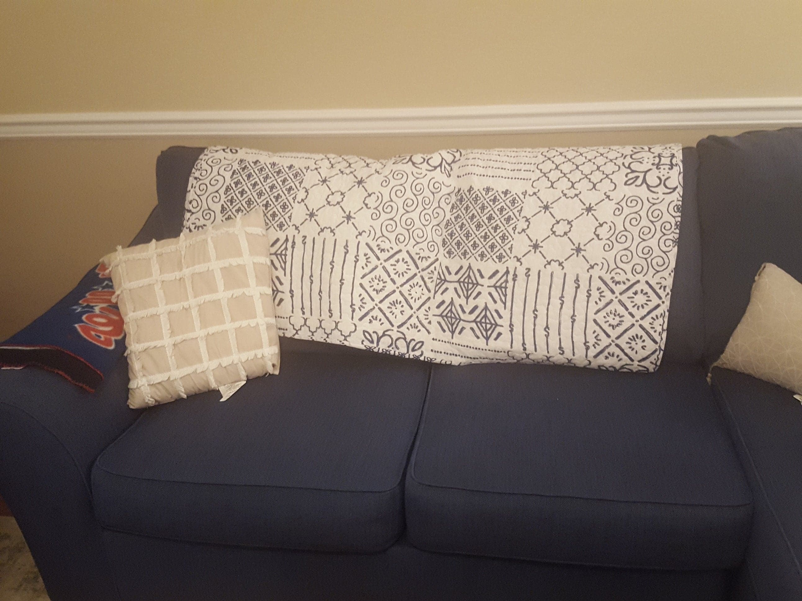 Monique Throw - Image 4
