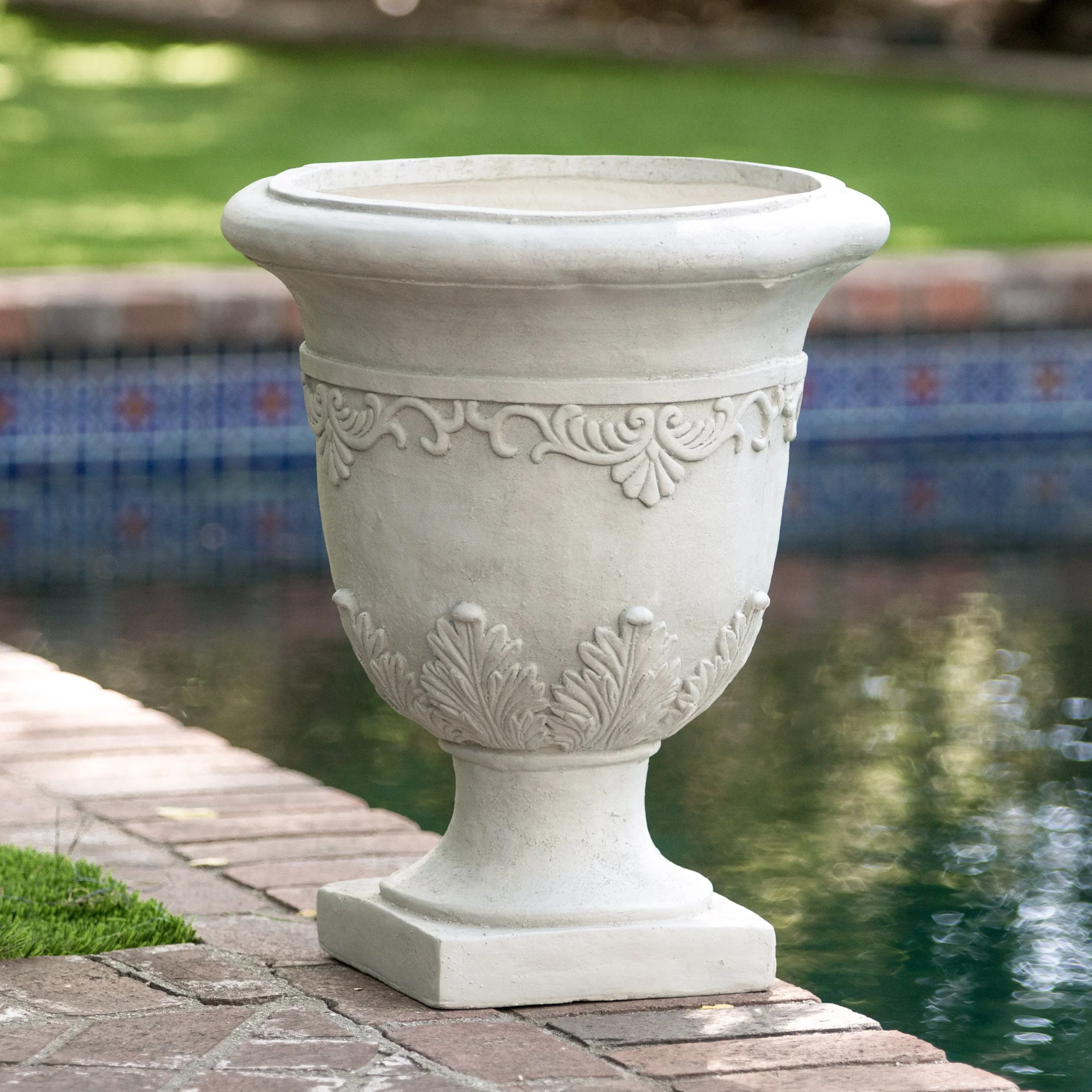 Moroccan Urn Planter - Image 4
