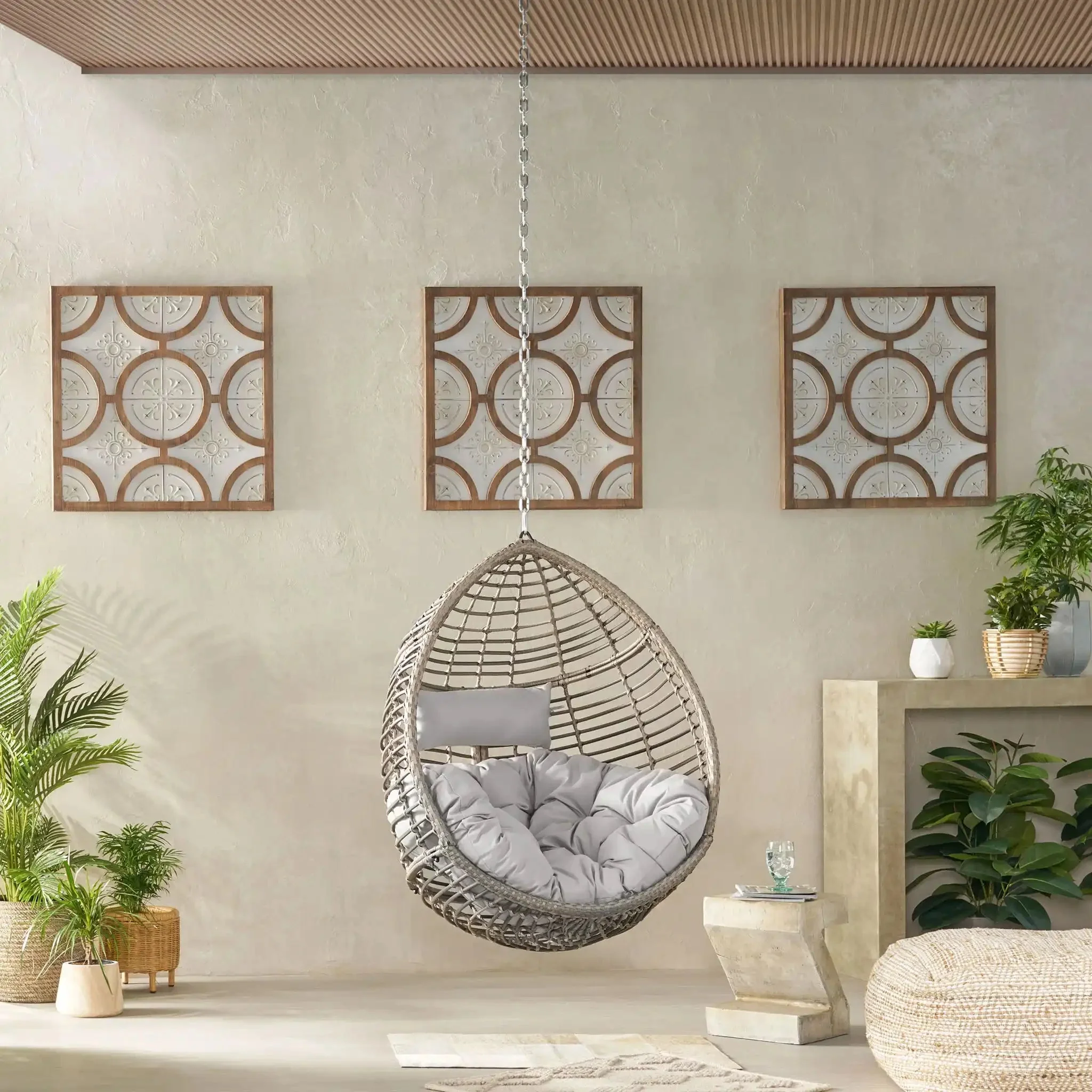 Morris Teardrop - Hanging Chair With Chain And Water Resistant Cushions - Image 4