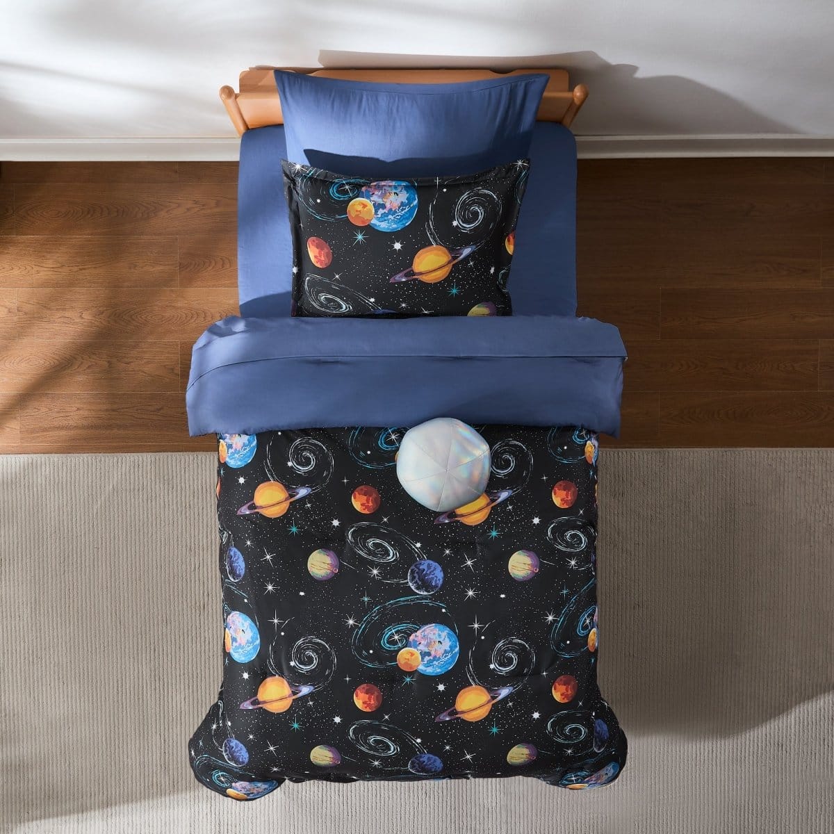Mysterious Universe Comforter Set - Image 4