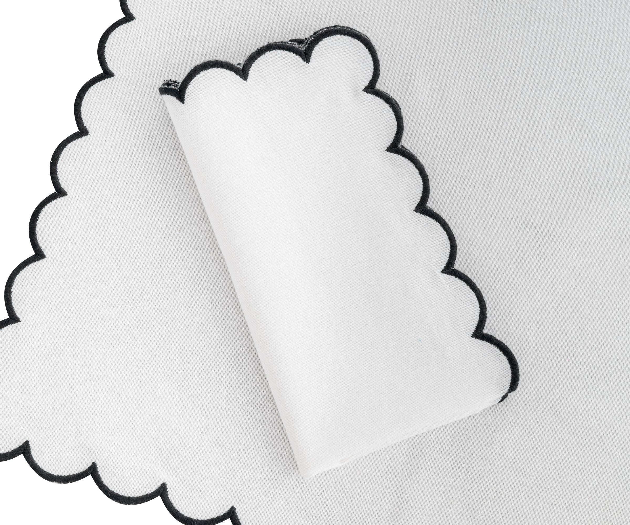 Napkins Black and White - Closewave Scalloped Edge - Image 5