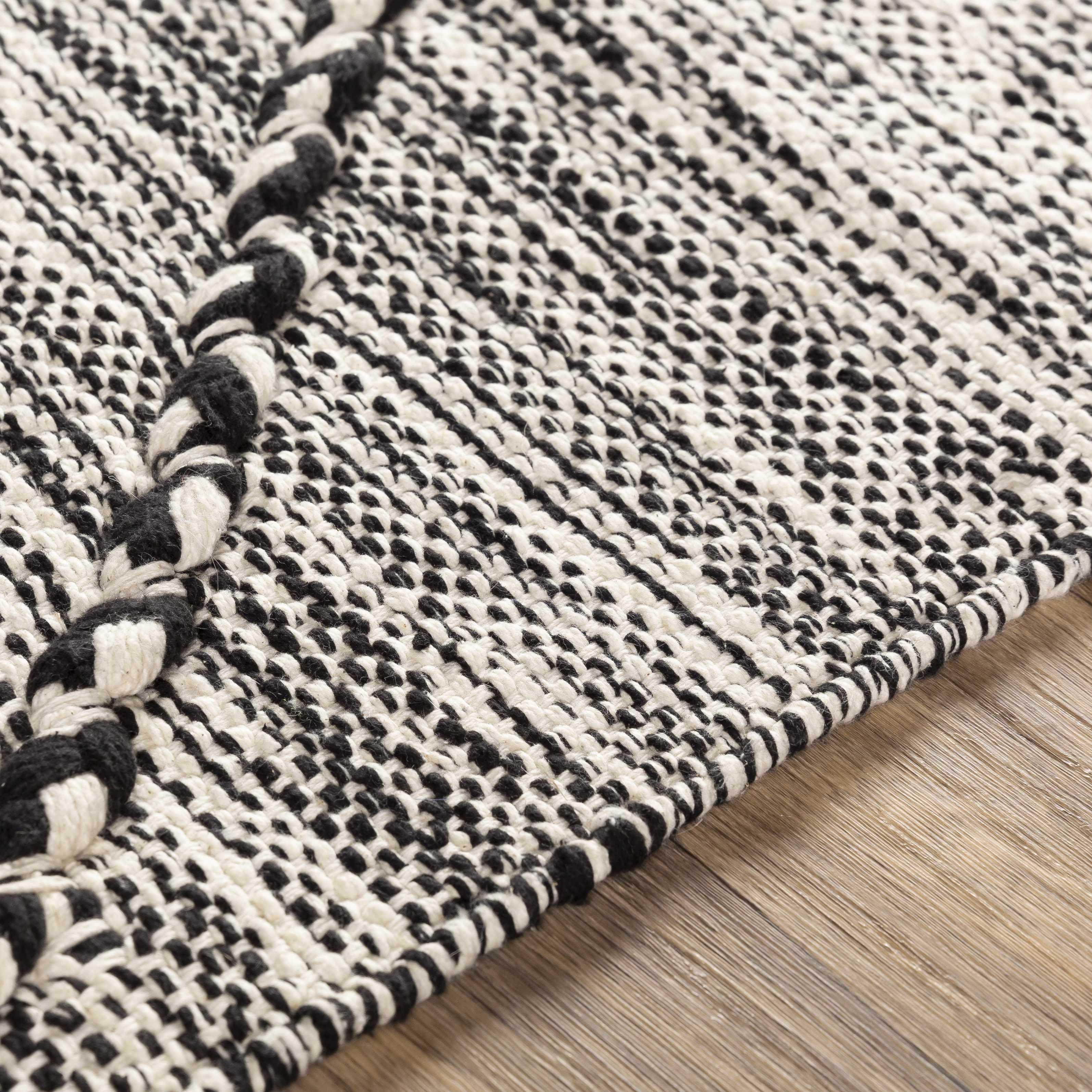 Neal Black/Cream Trellis Cotton Rug with Tassels - Clearance - Image 6