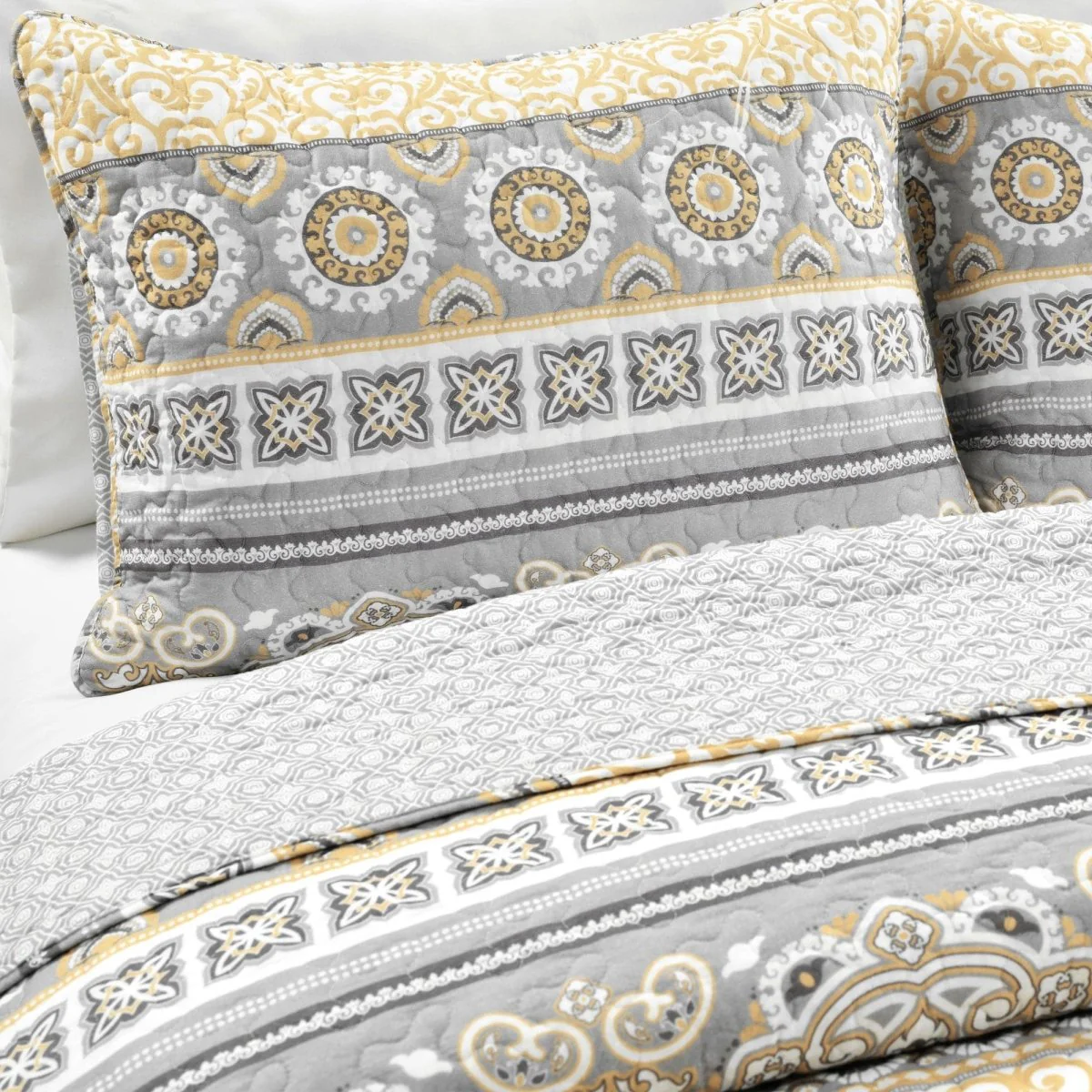 Nesco Stripe 3 Piece Quilt Set - Image 8