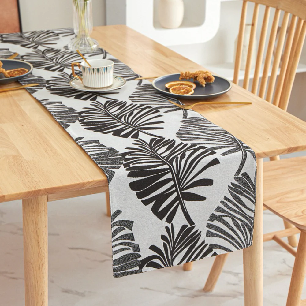 New Table Cloth/Runner/Plants - Image 10