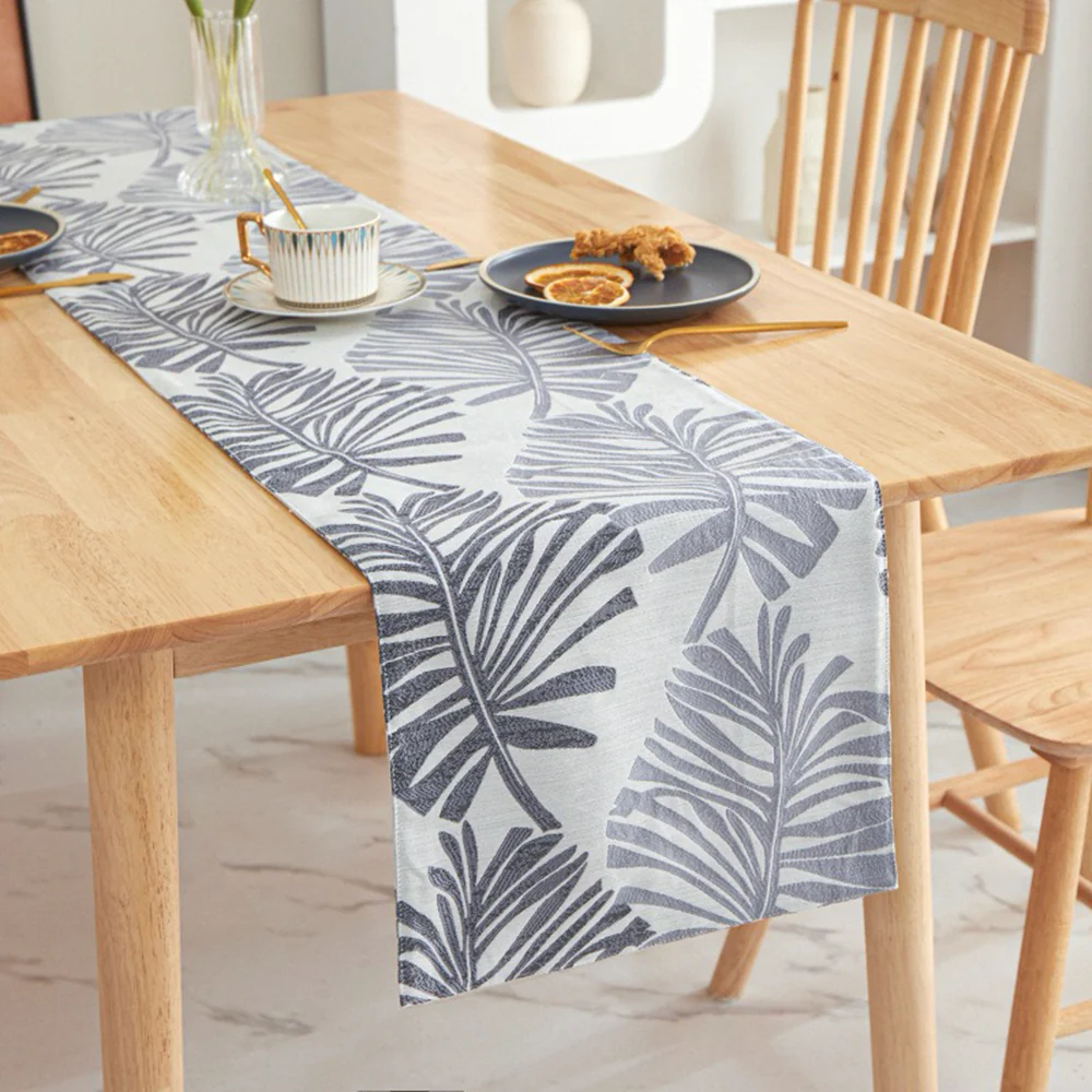 New Table Cloth/Runner/Plants - Image 16