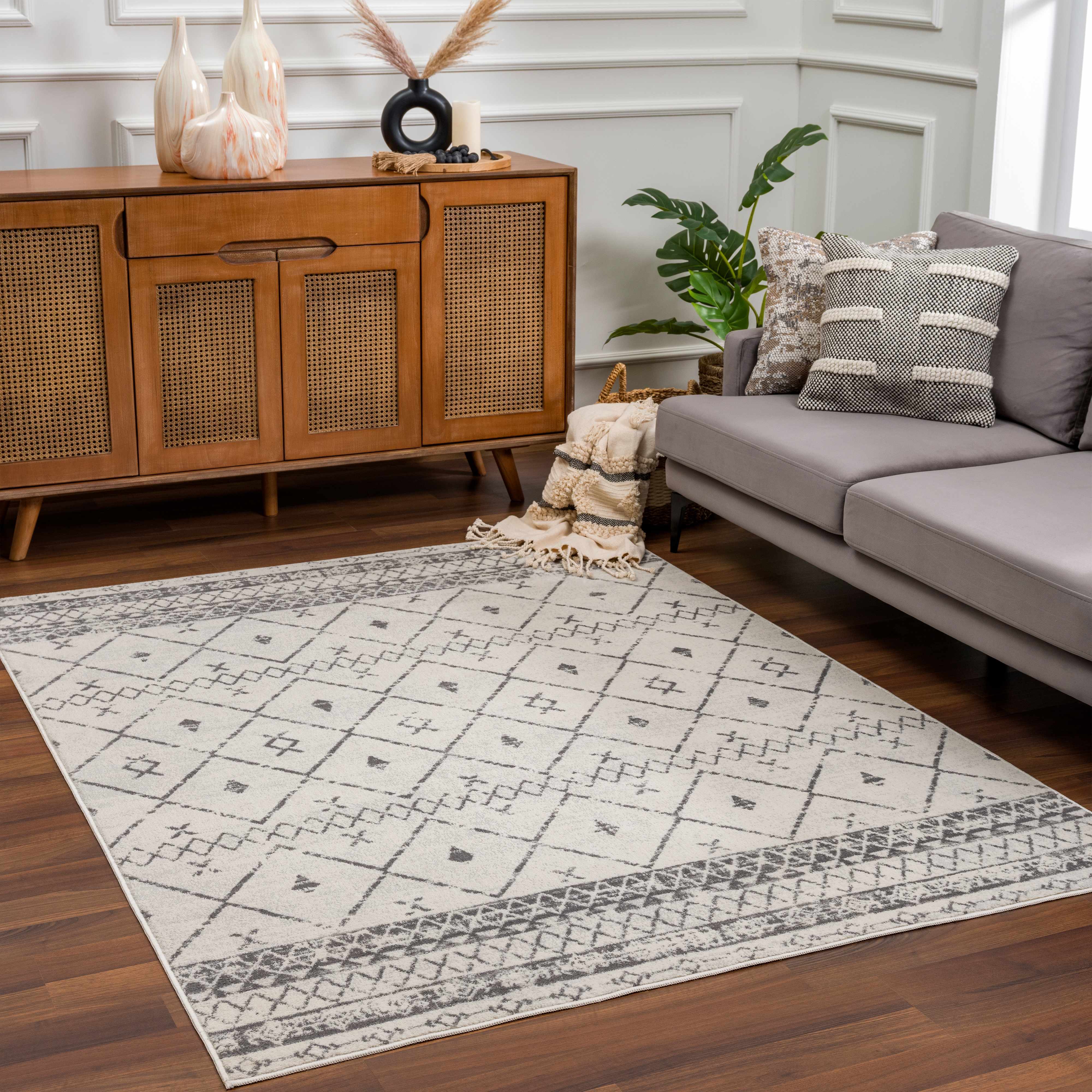 Newville Moroccan Trellis Rug - Clearance - Image 10