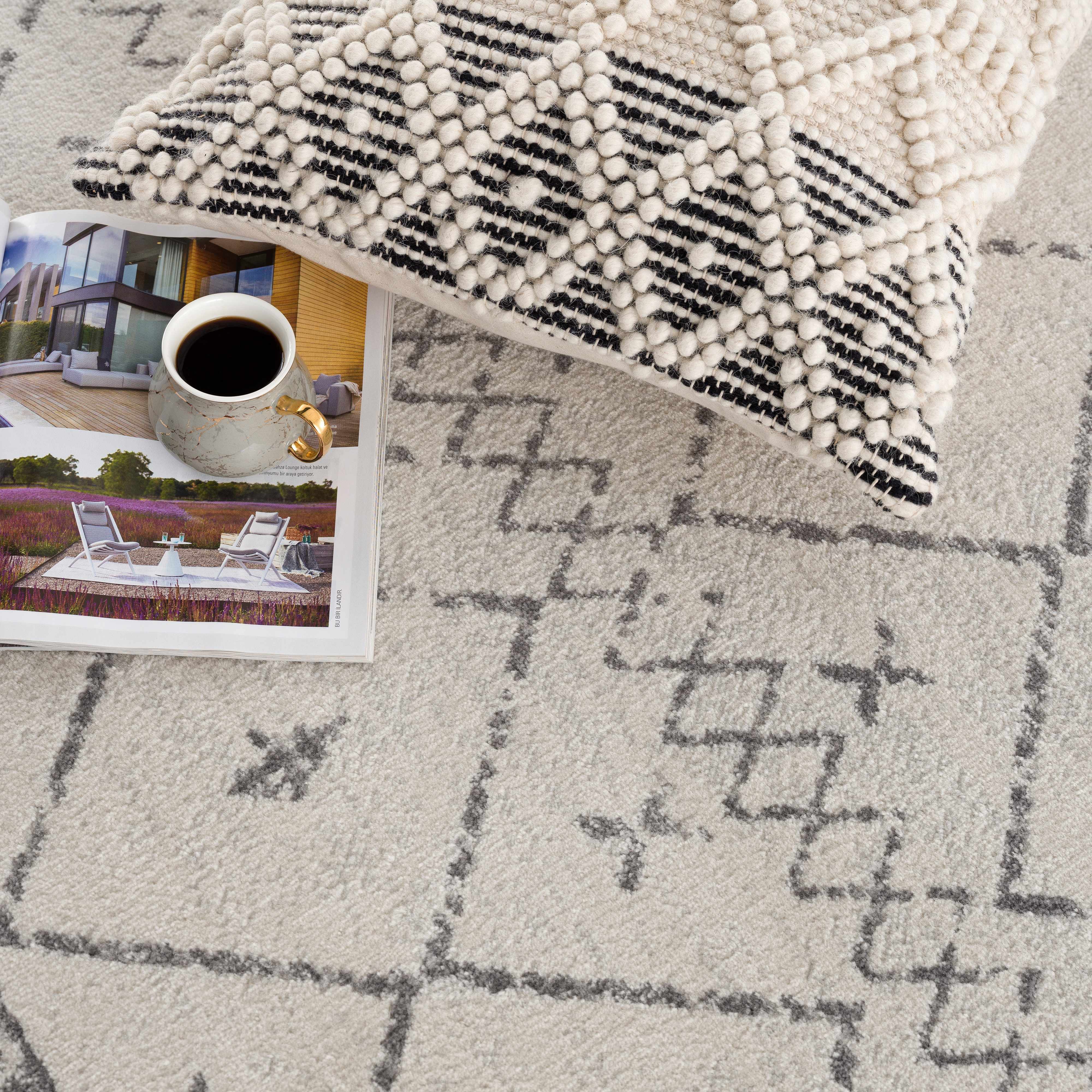 Newville Moroccan Trellis Rug - Clearance - Image 16