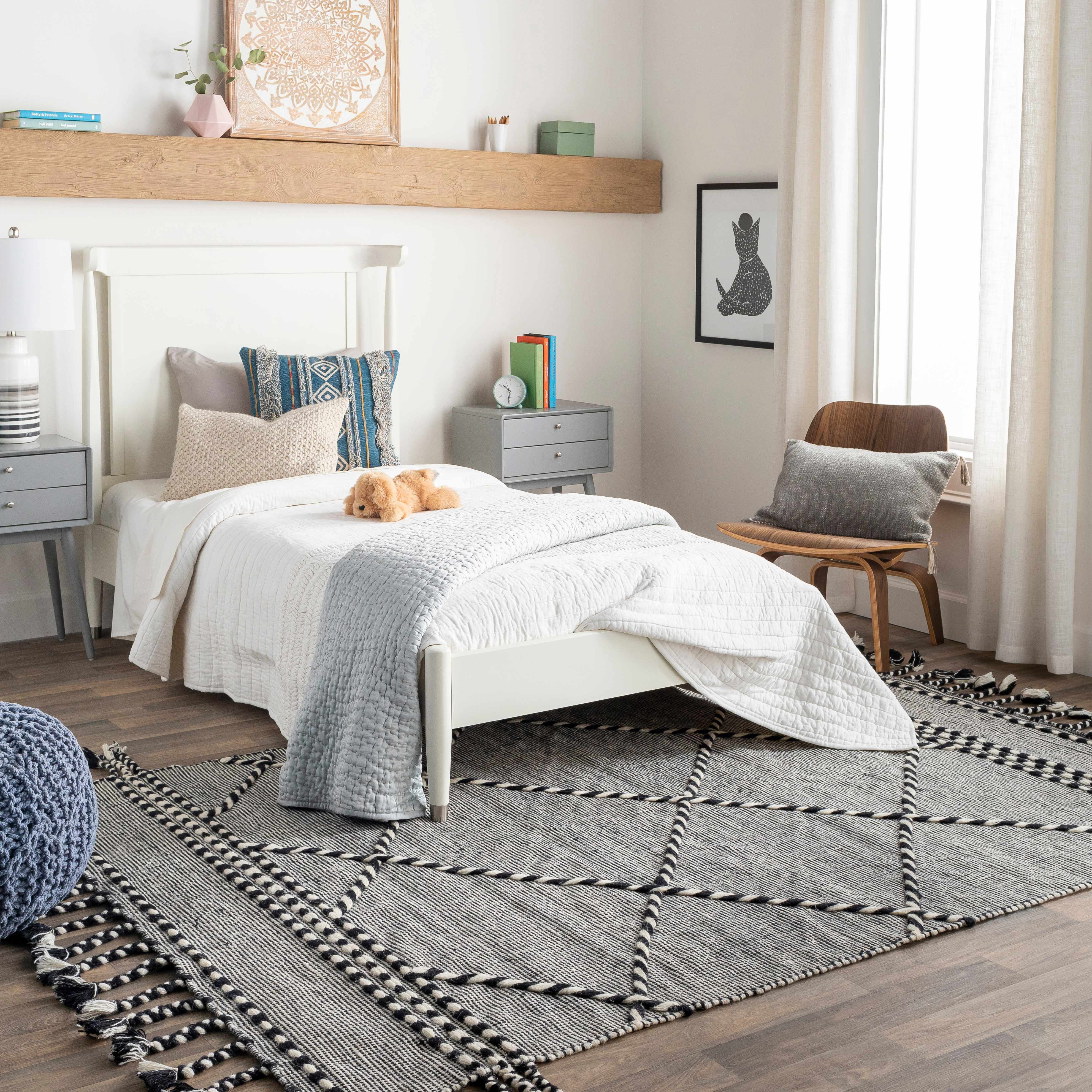 Ninderry Wool Area Rug - Clearance - Image 11