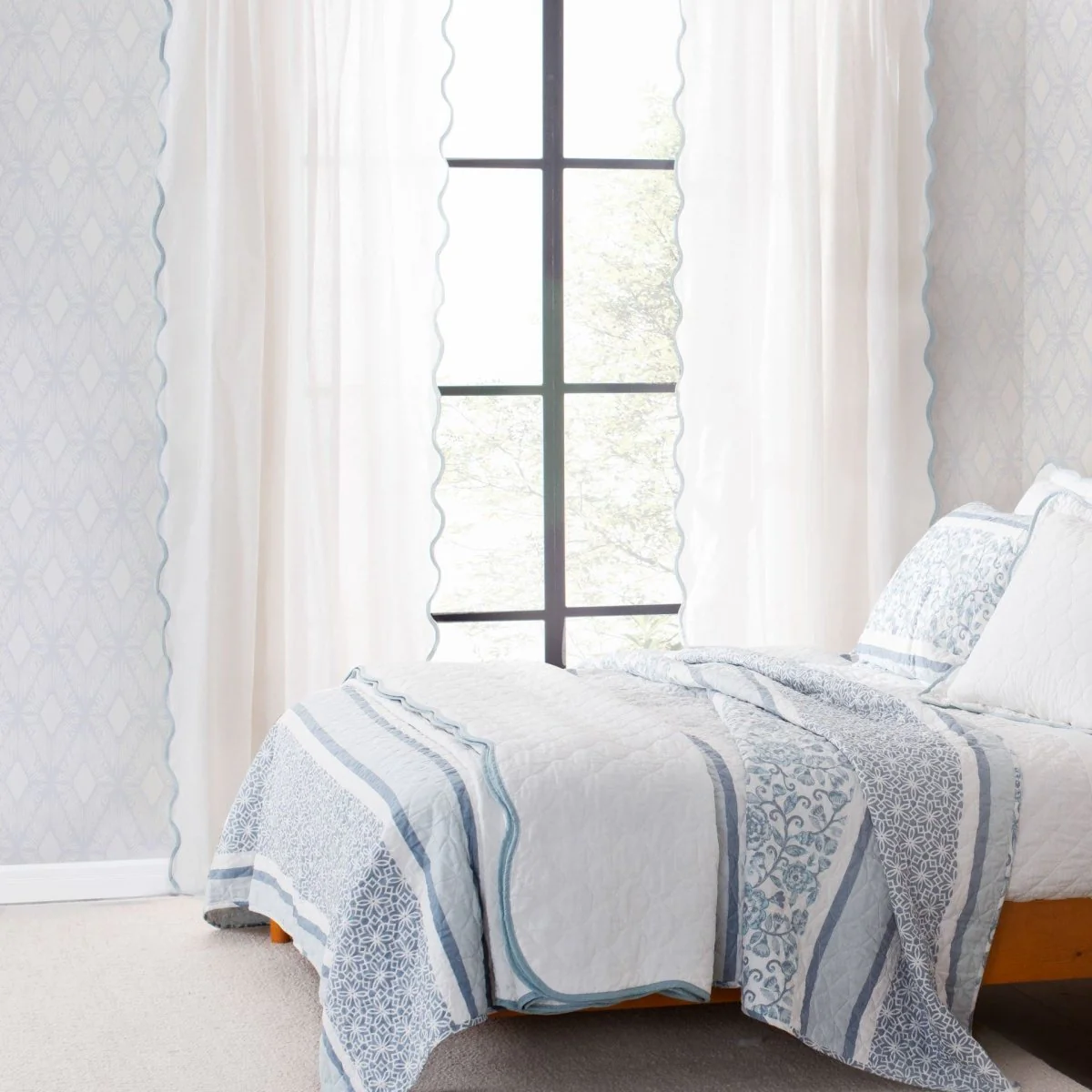 Nisha 3 Piece Quilt Set - Image 6