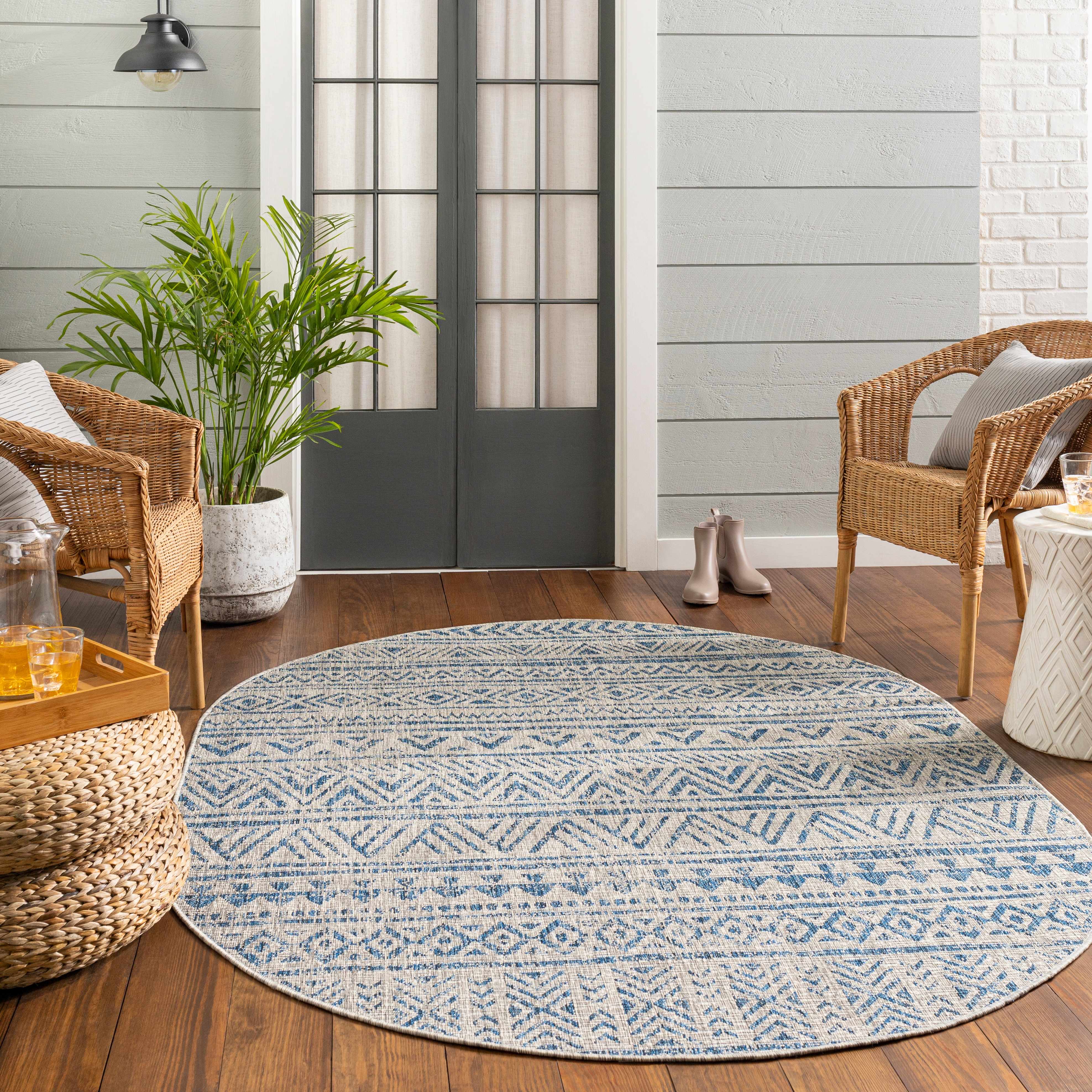 Novato All Over Pattern Performance Rug - Image 3