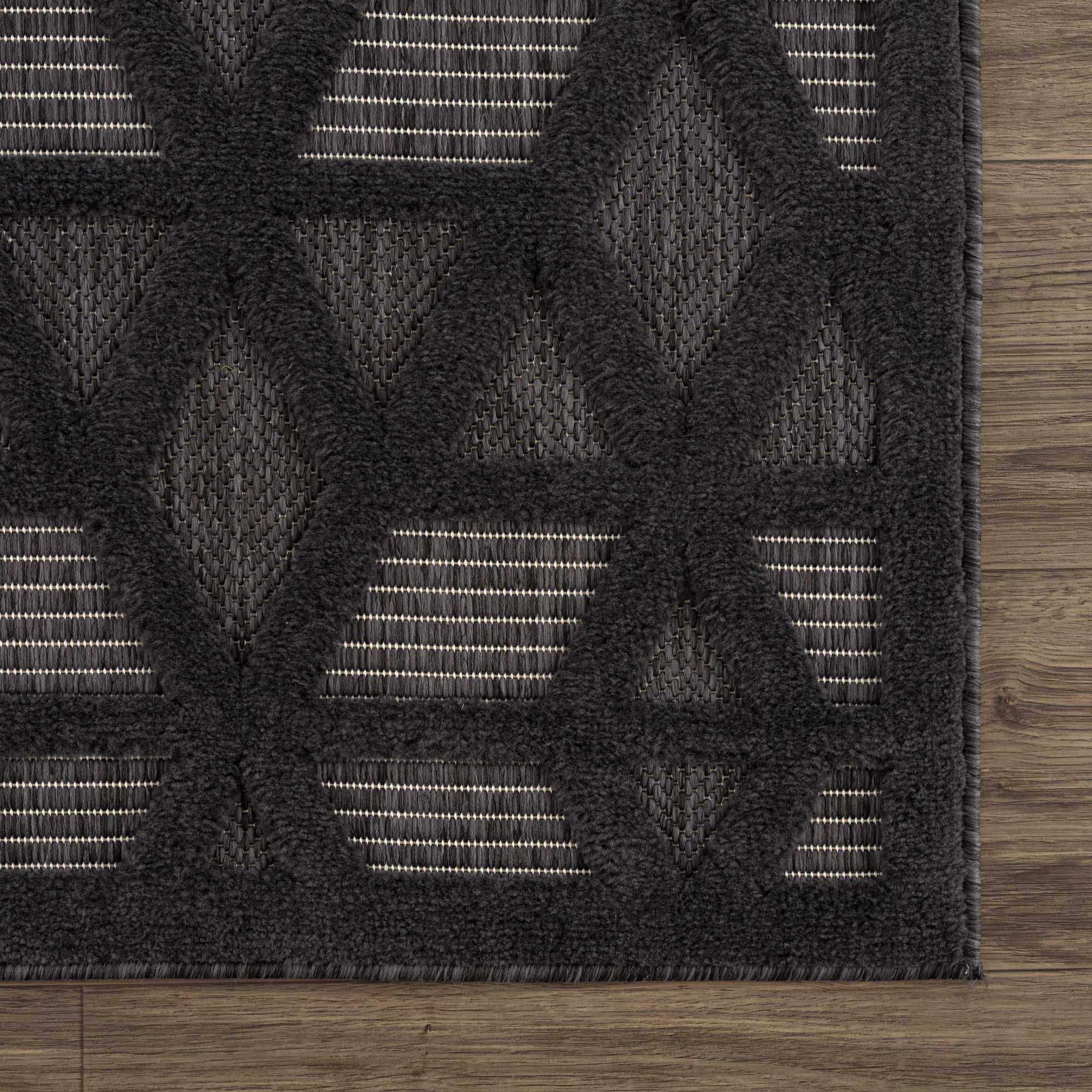 Nuri Black Outdoor Rug - Image 10