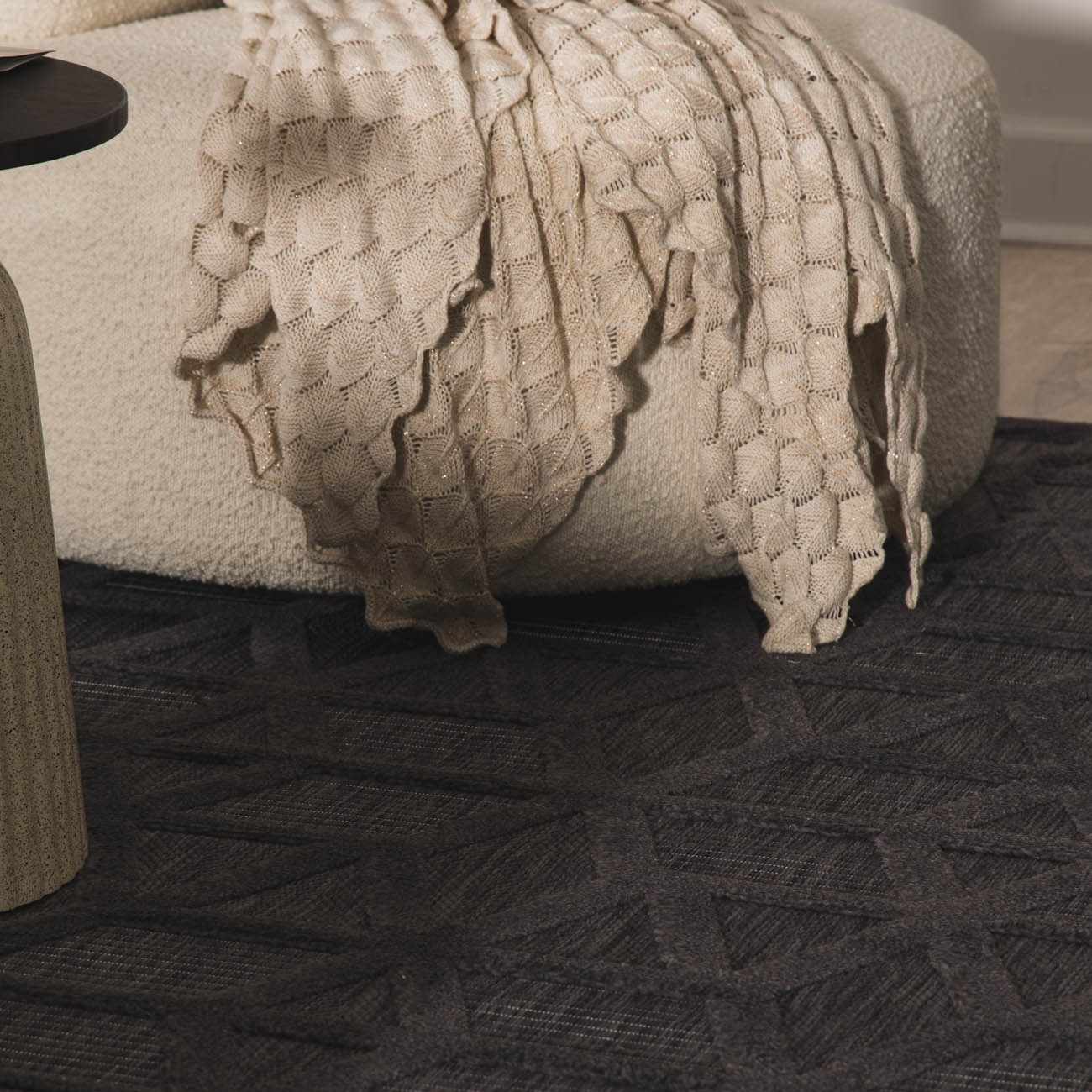Nuri Black Outdoor Rug - Image 16