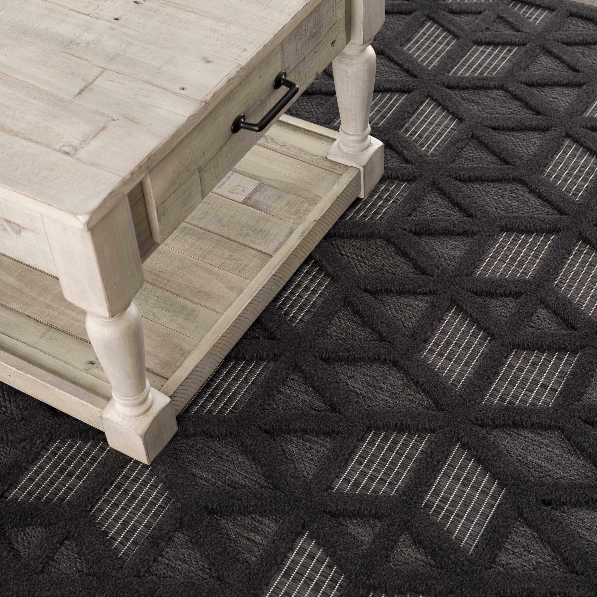 Nuri Black Outdoor Rug - Image 18