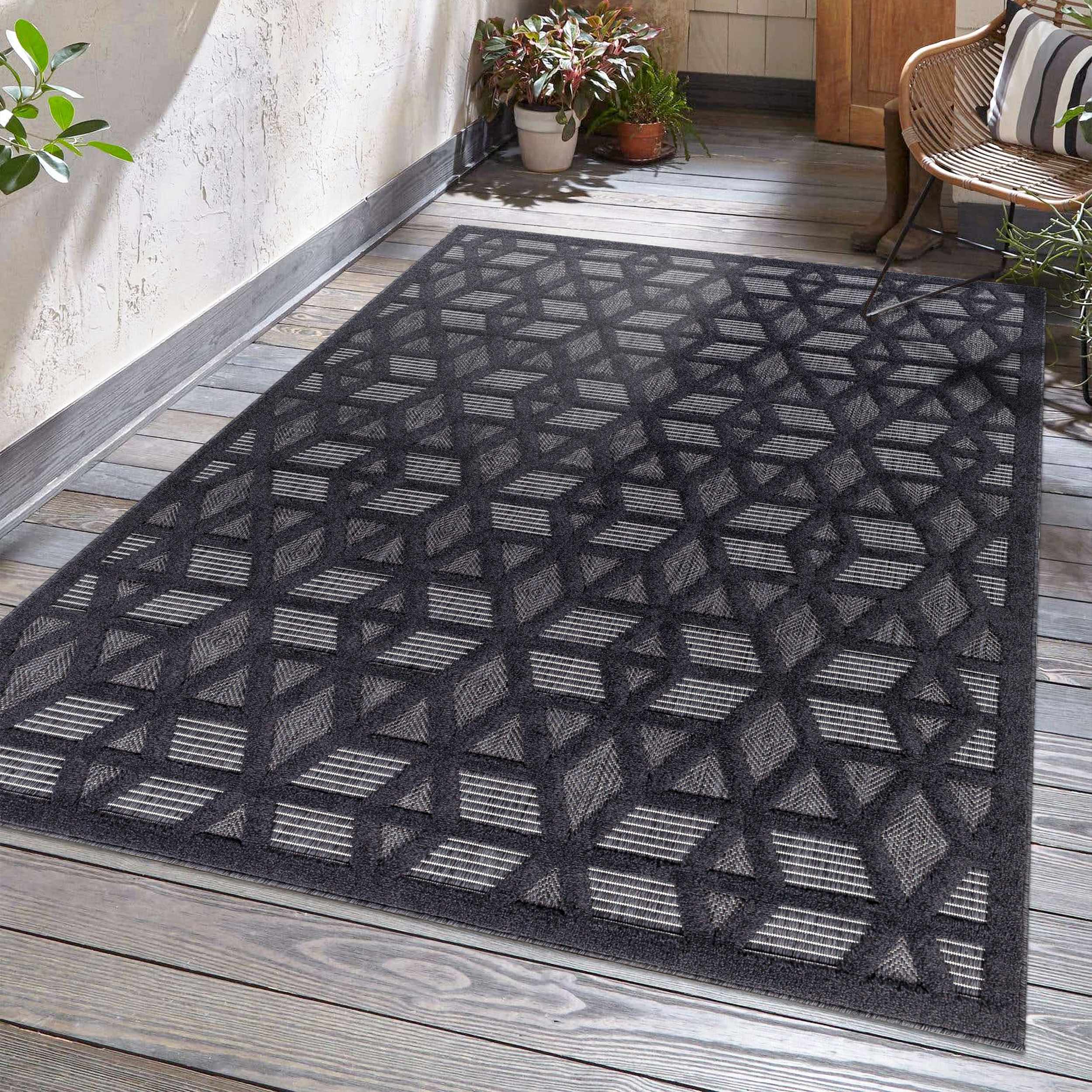 Nuri Black Outdoor Rug - Image 2